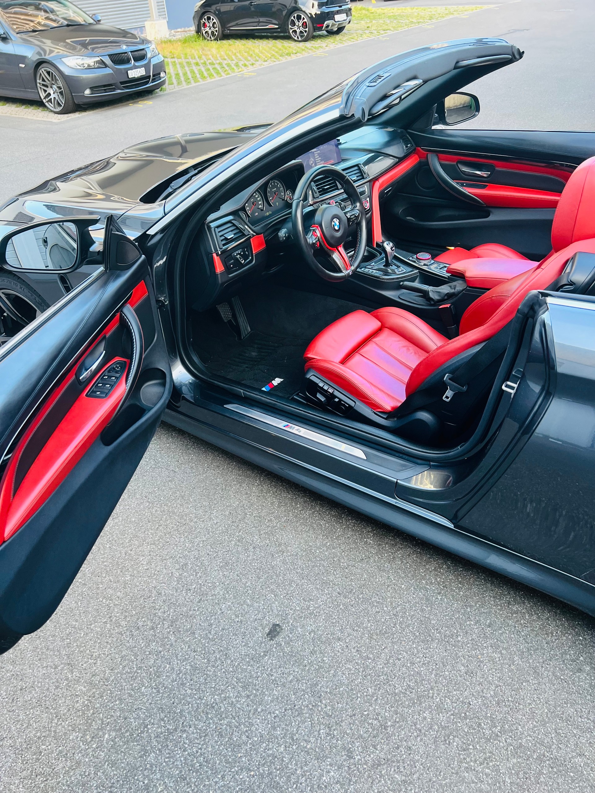 BMW M4-image-4
