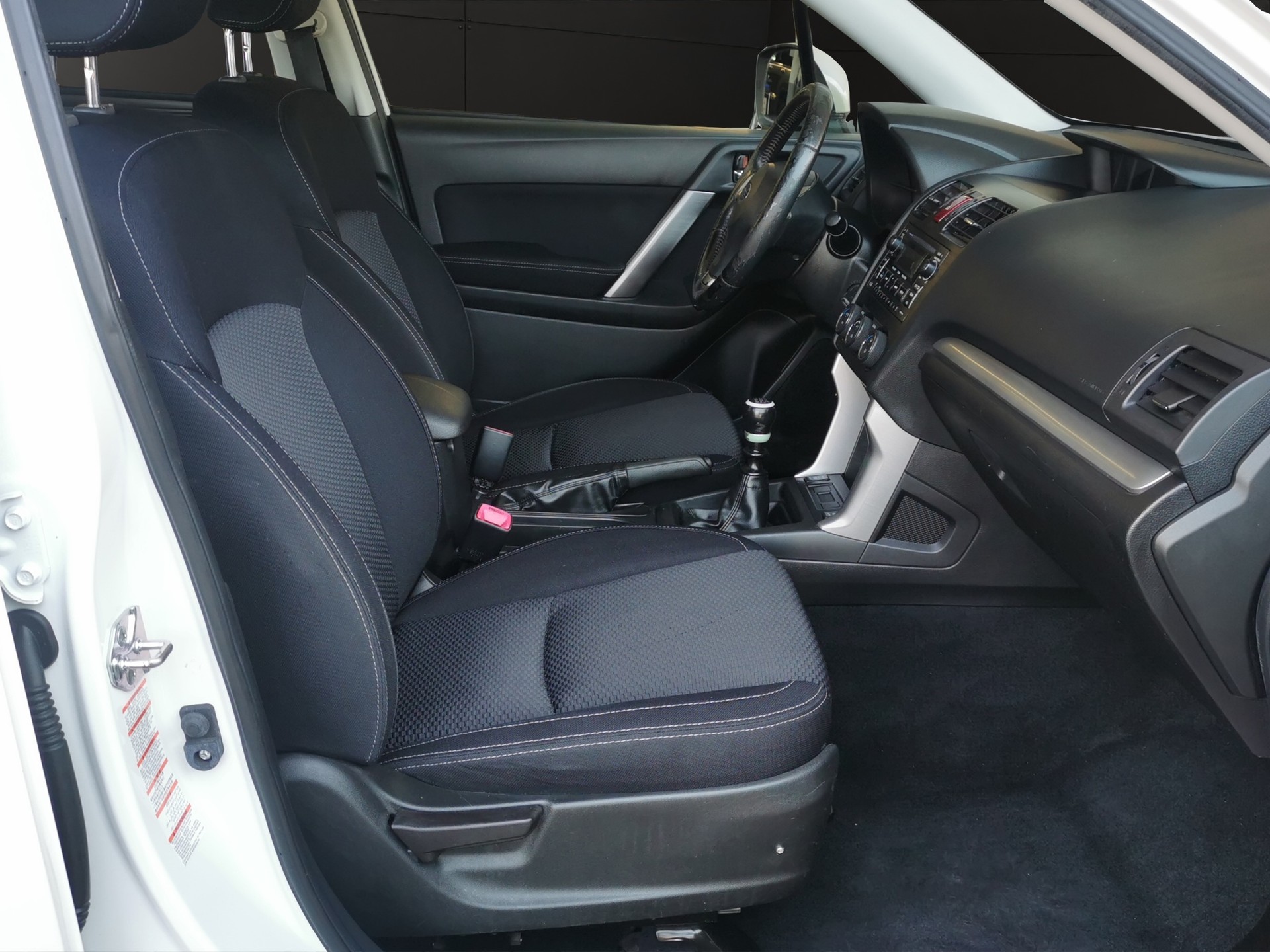 SUBARU Forester 2.0D Swiss-image-13