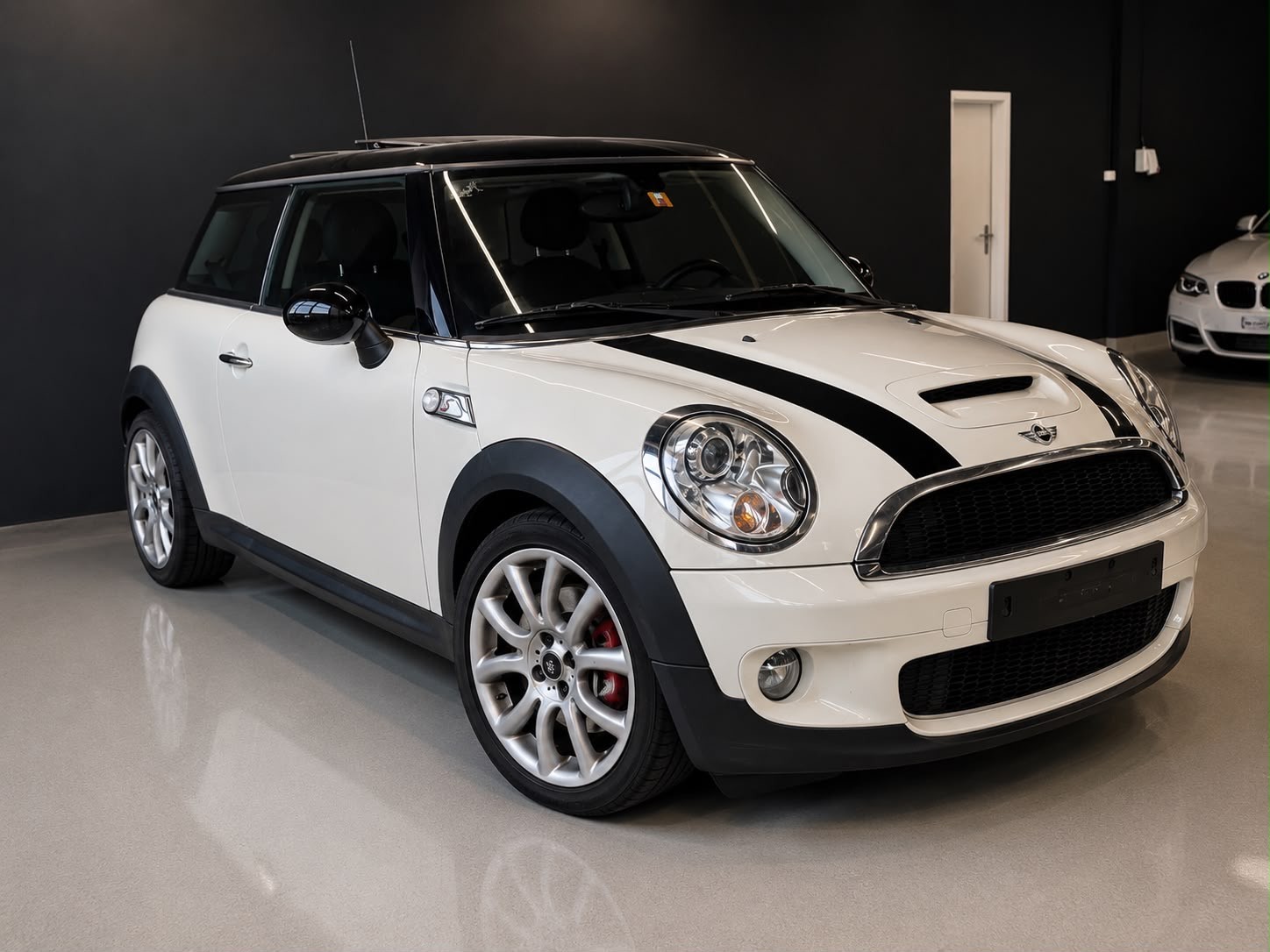 MINI Cooper S Steptronic-image-3