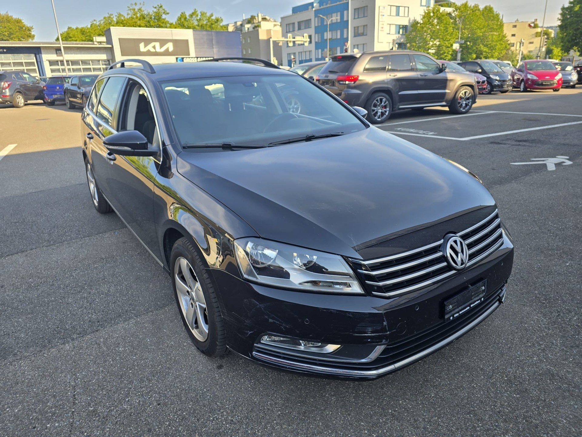 VW Passat Variant 2.0 TDI BMT Trendline 4M-image-2