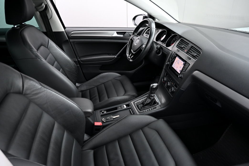 VW Golf 1.4 TSI Comfortline DSG-image-4