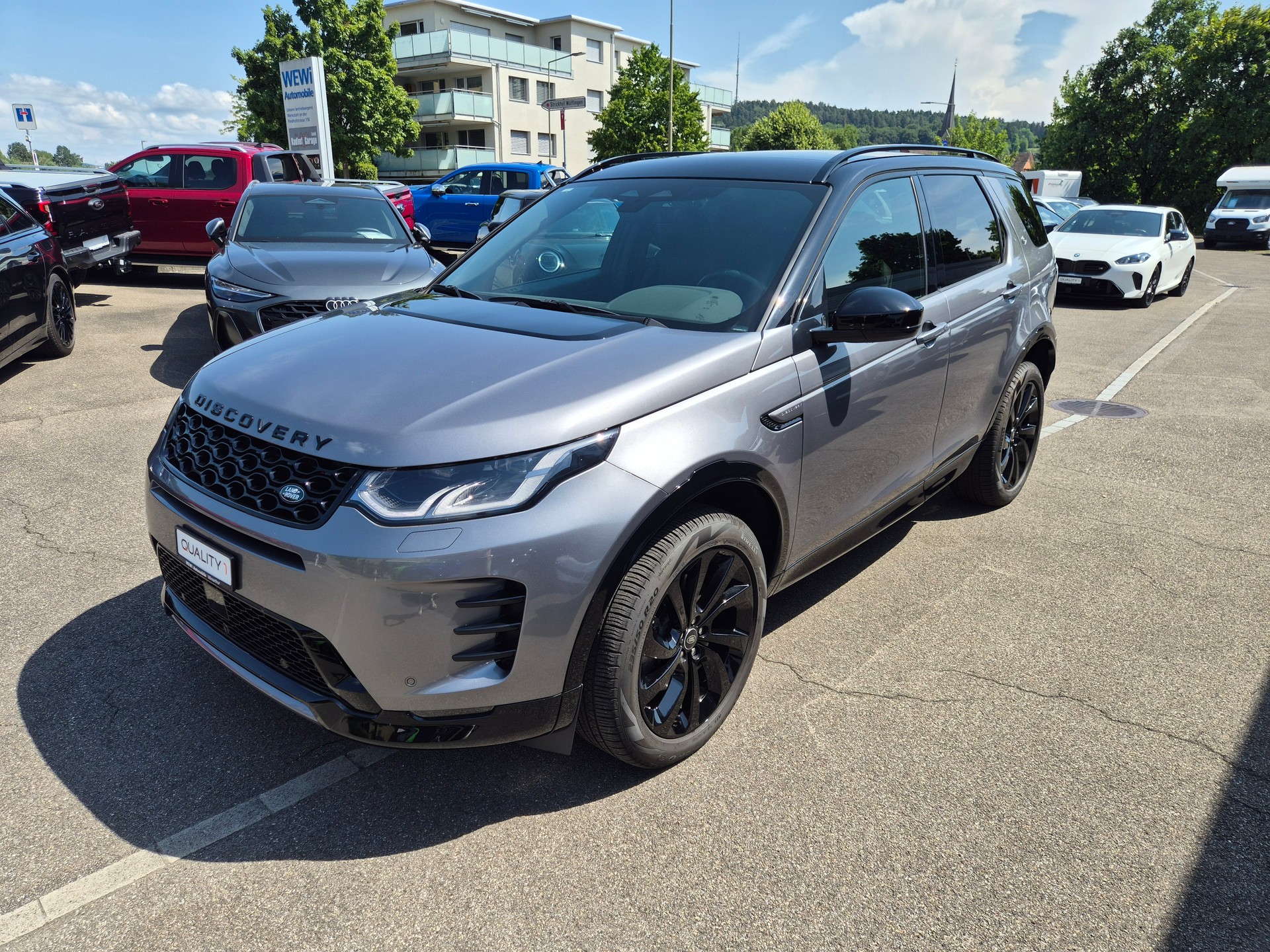 LAND ROVER Discovery Sport D200 2.0D TD4 MHEV HSE AT9-image-1