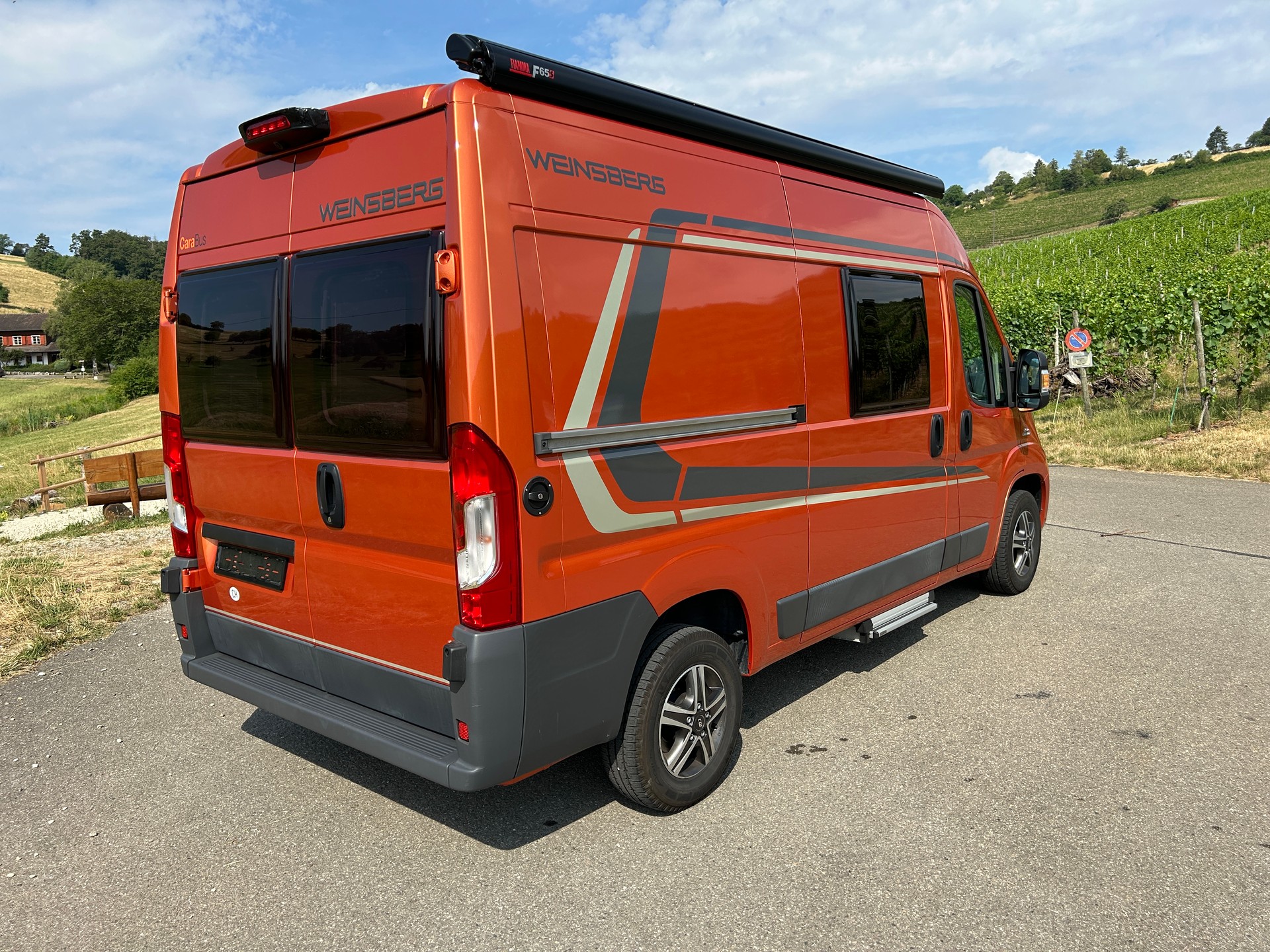 WEINSBERG CaraBus IC-Line-image-1