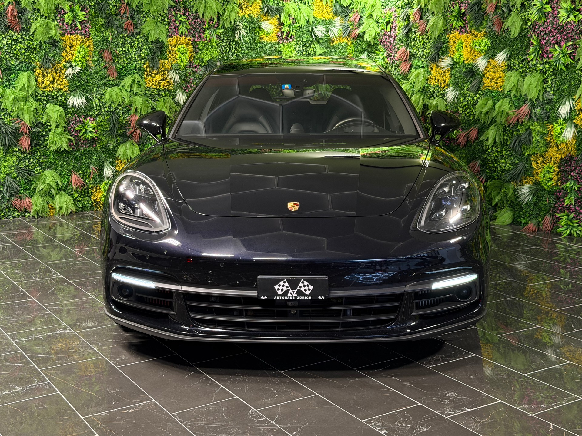 PORSCHE Panamera 4 E-Hybrid Sport Turismo PDK-image-3