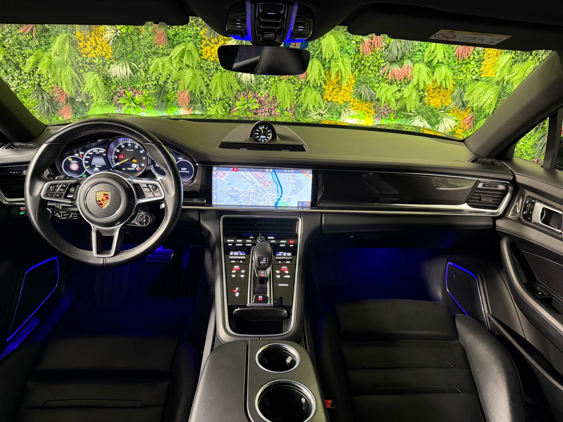 PORSCHE Panamera 4 E-Hybrid Sport Turismo PDK-image-8