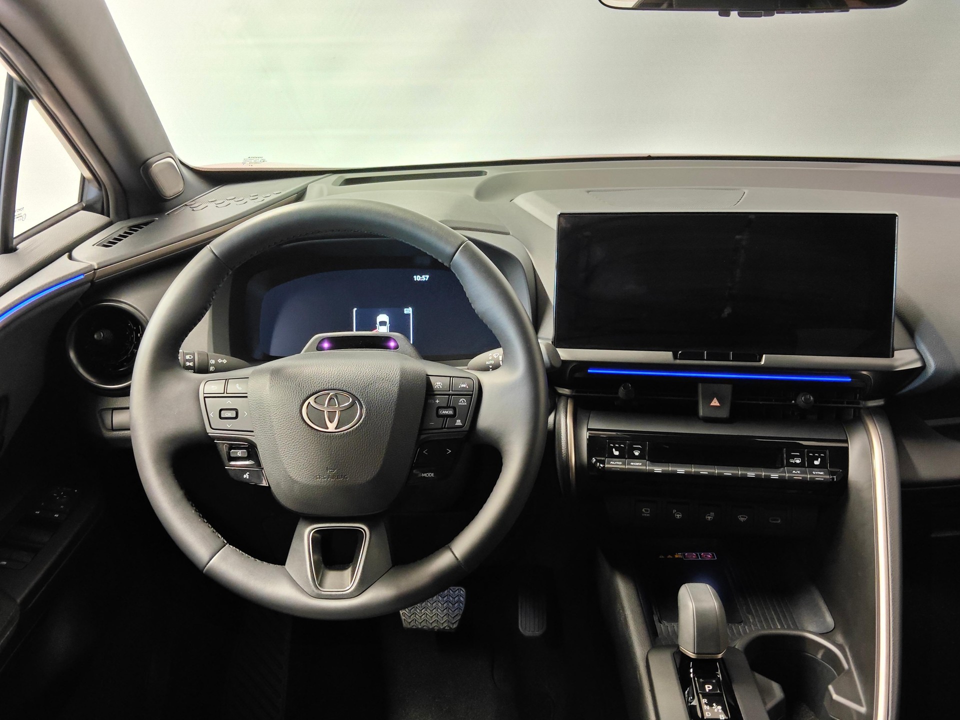 TOYOTA C-HR 2.0 PHEV Style - Ruote invernali & Servizi inclusi-image-5
