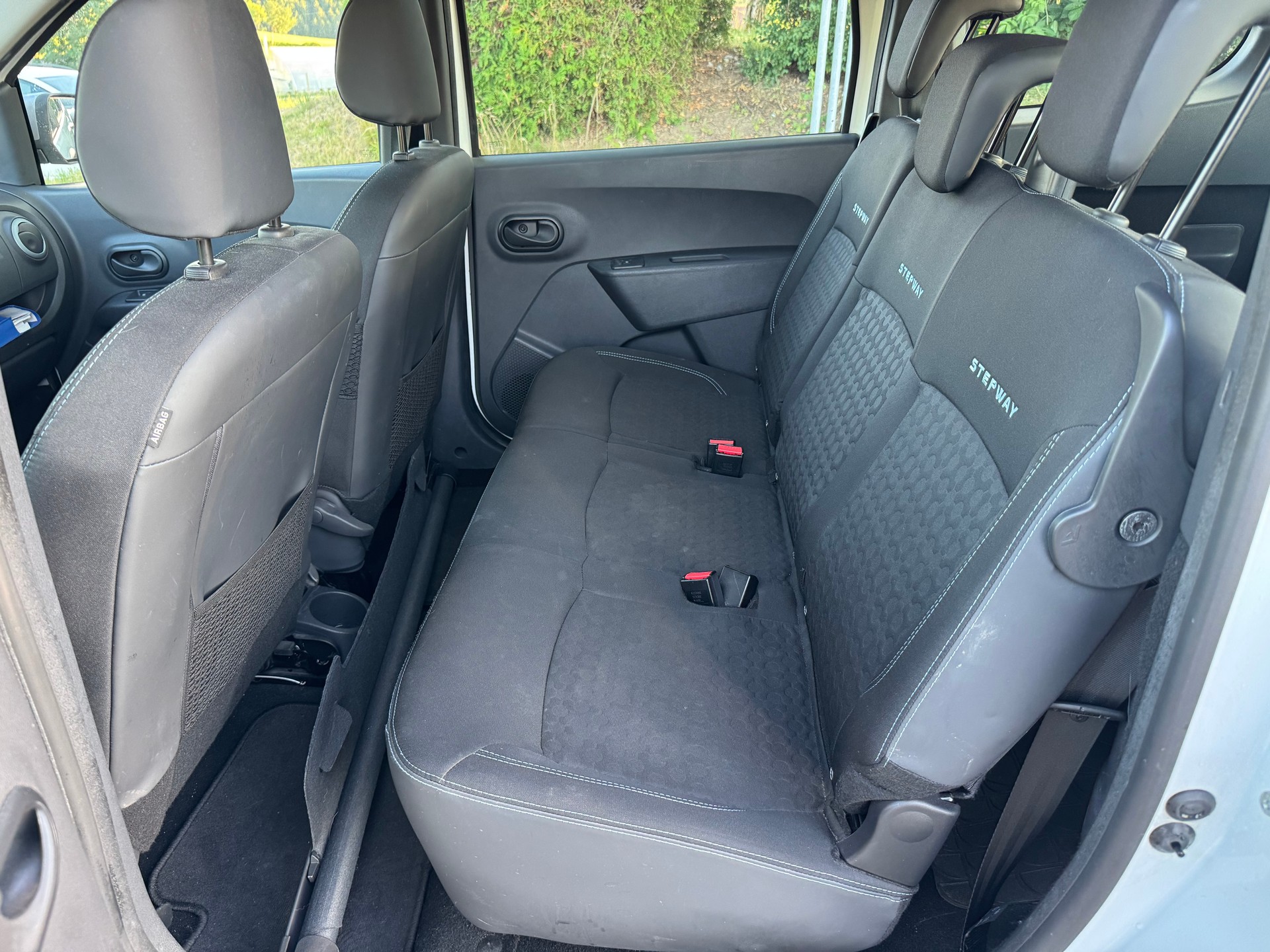 DACIA Lodgy 1.2 T Stepway 7PL-image-9