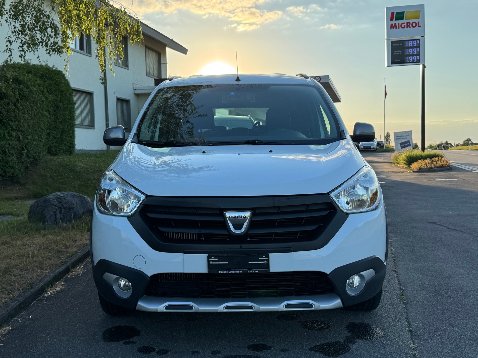 DACIA Lodgy 1.2 T Stepway 7PL-image-1