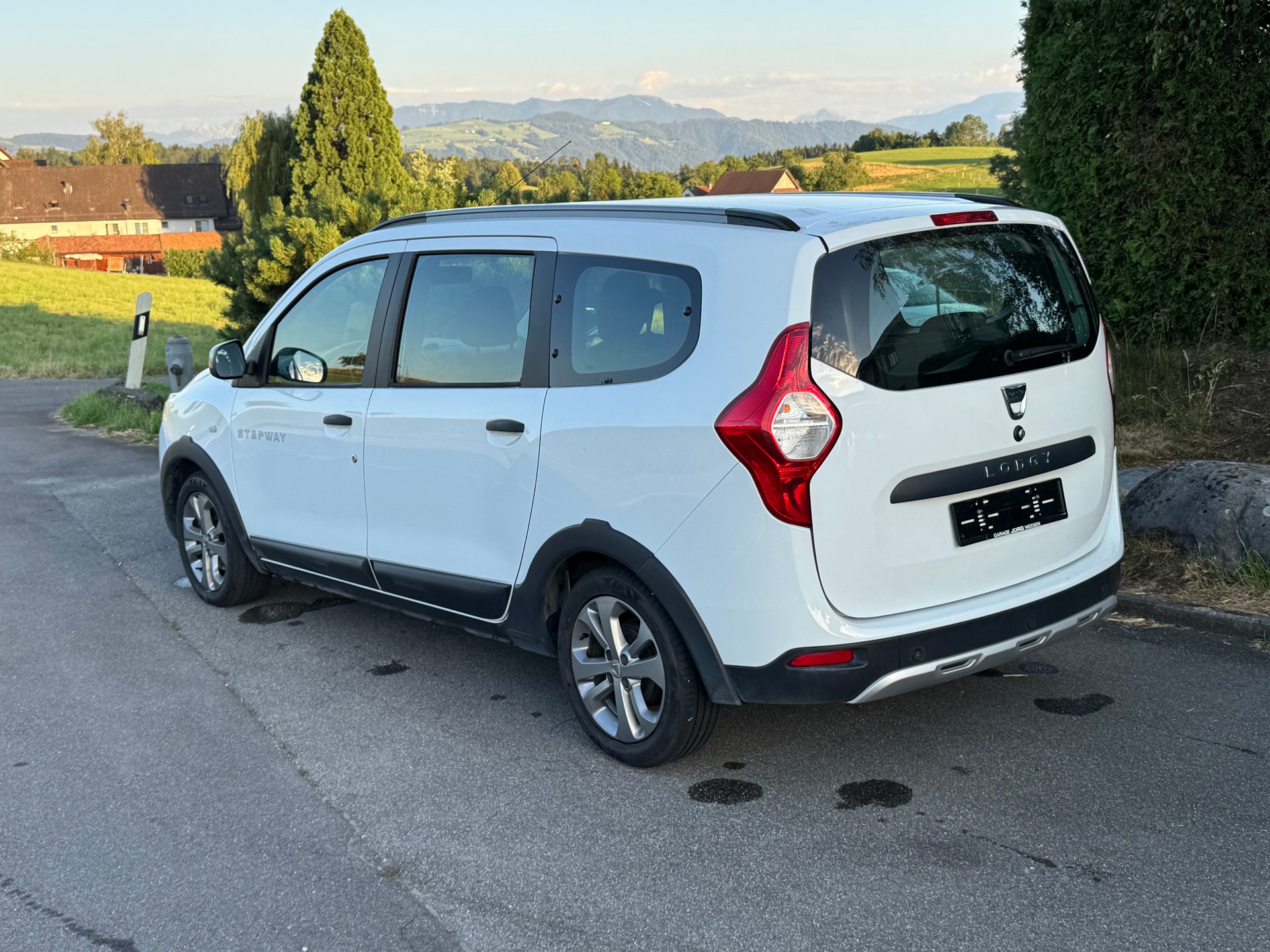 DACIA Lodgy 1.2 T Stepway 7PL-image-4