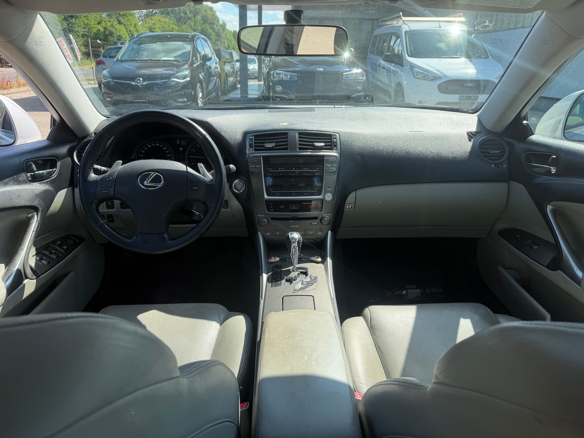 LEXUS IS 250 Sport-image-1