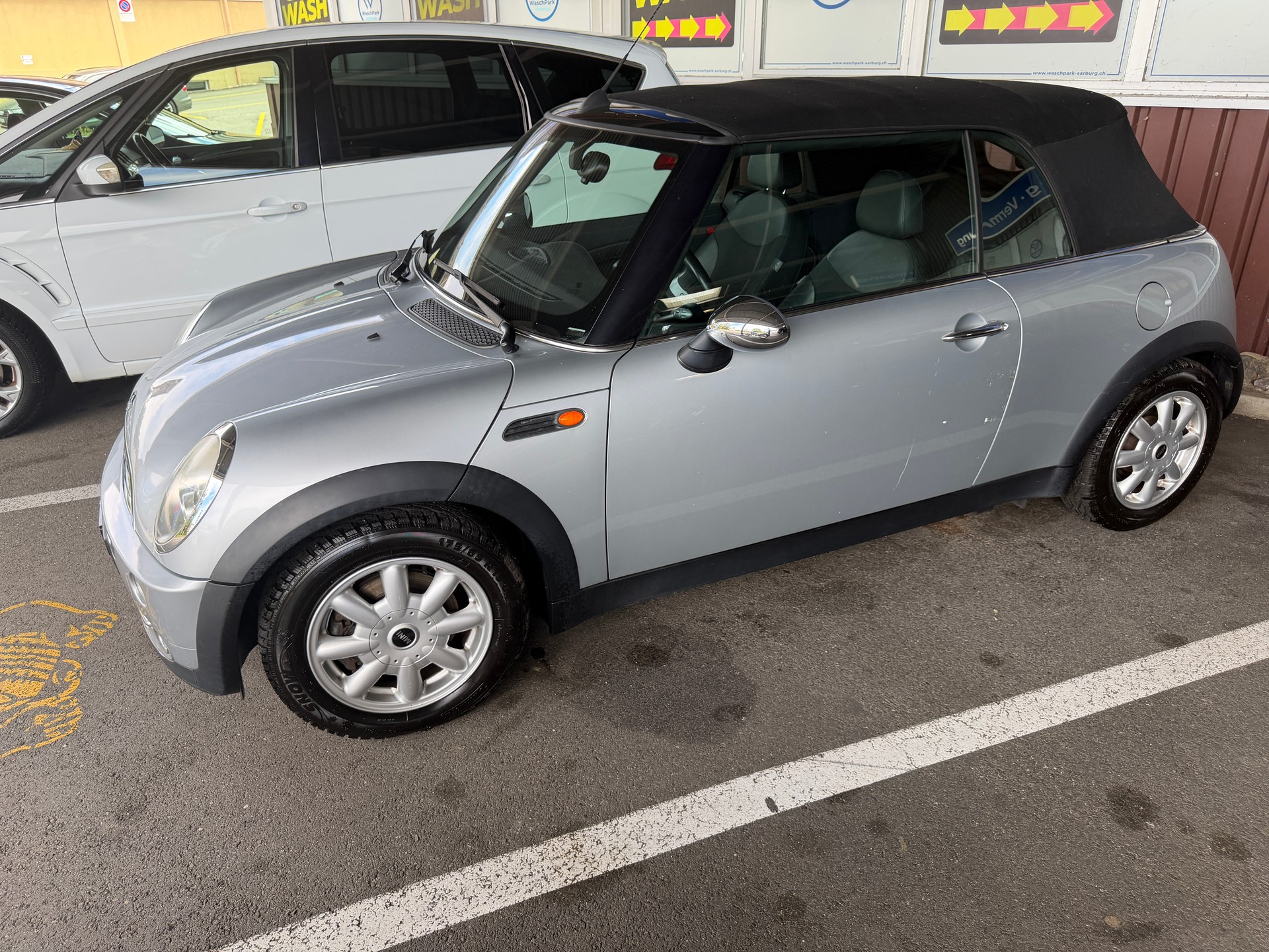 MINI One Cabriolet mit Garantieoptionen-image-1