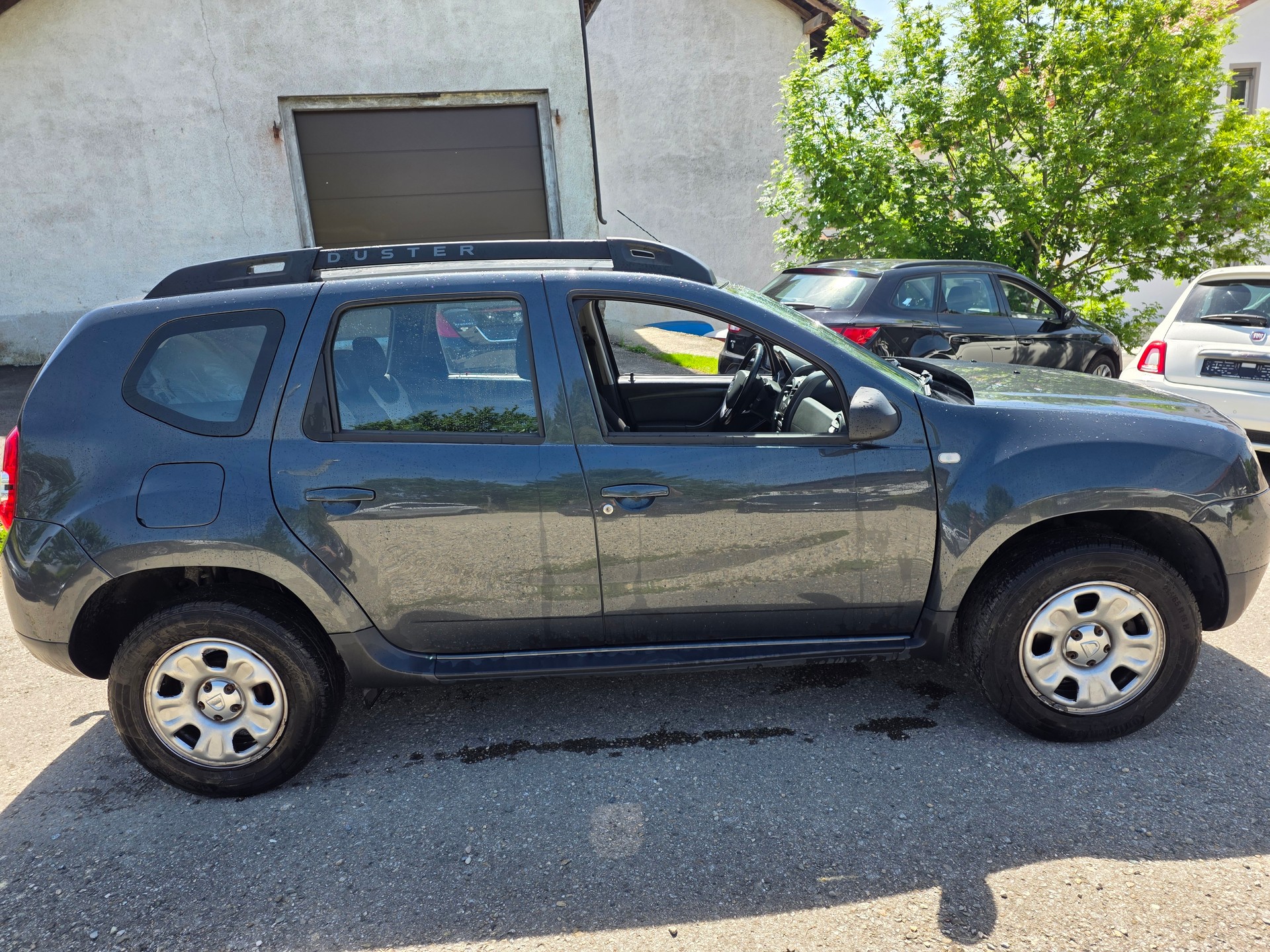 DACIA Duster 1.6 Lauréate 4x4-image-4