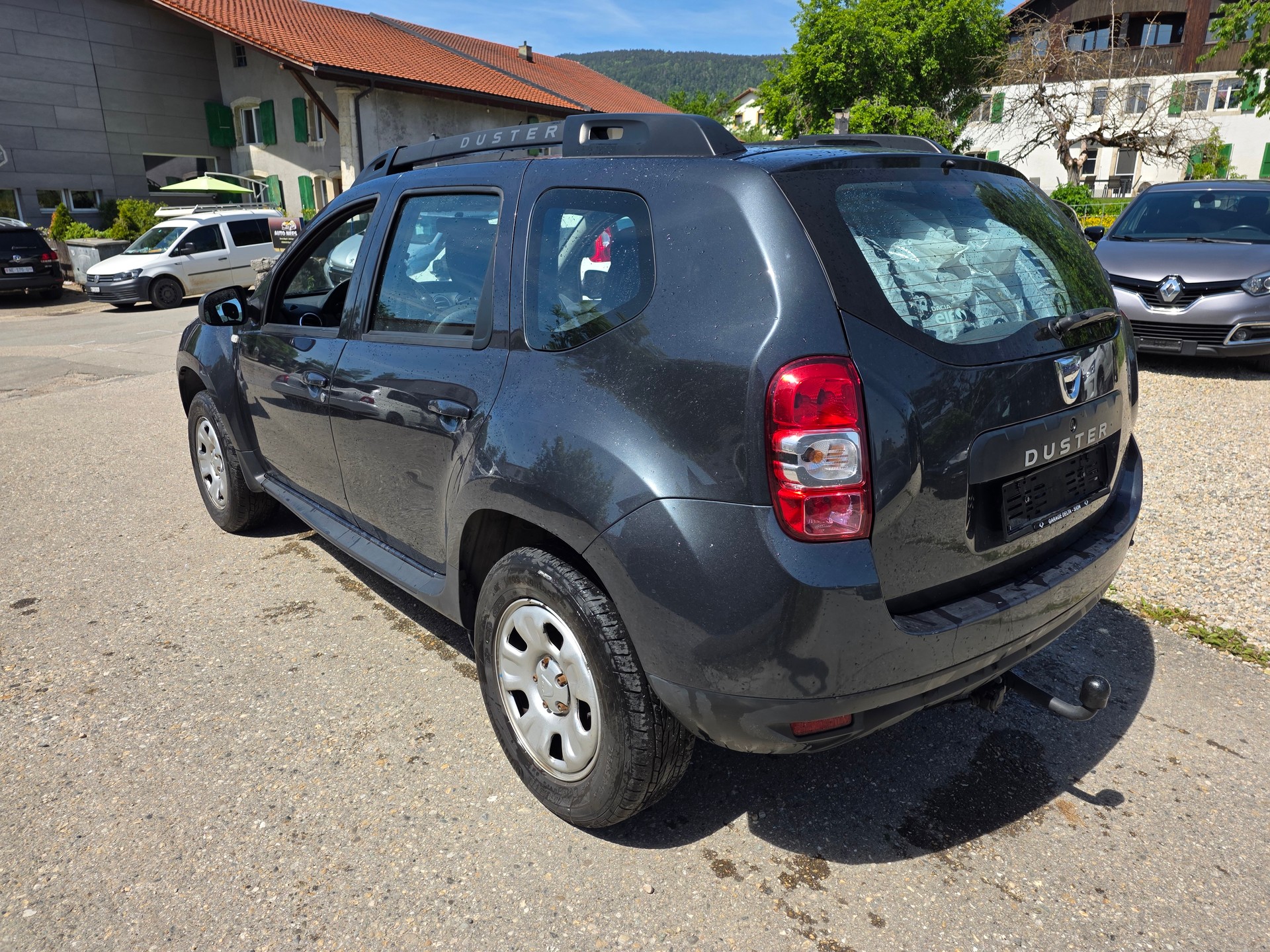 DACIA Duster 1.6 Lauréate 4x4-image-7