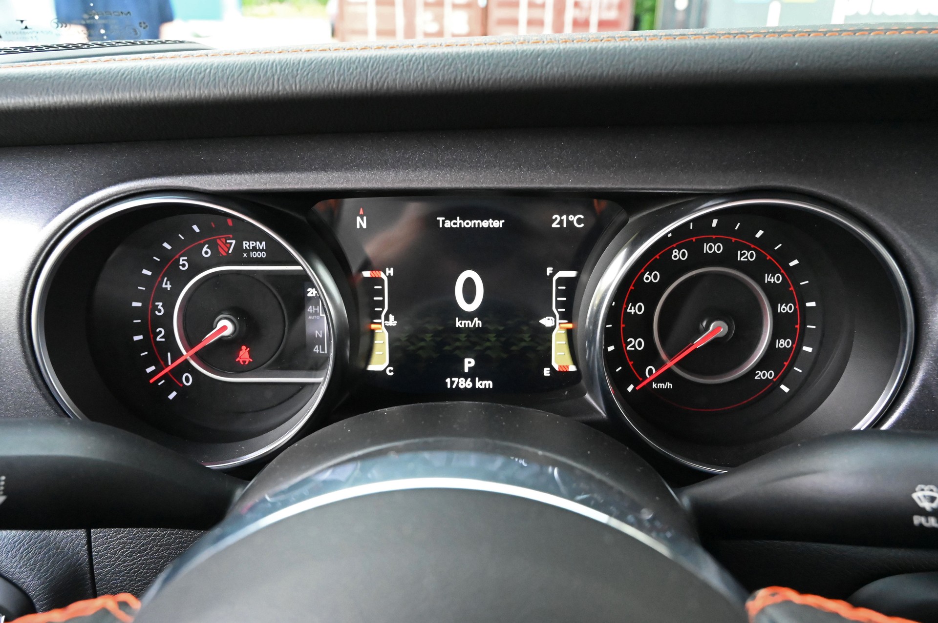 JEEP Gladiator 3.6 Sand Runner AWD-image-14