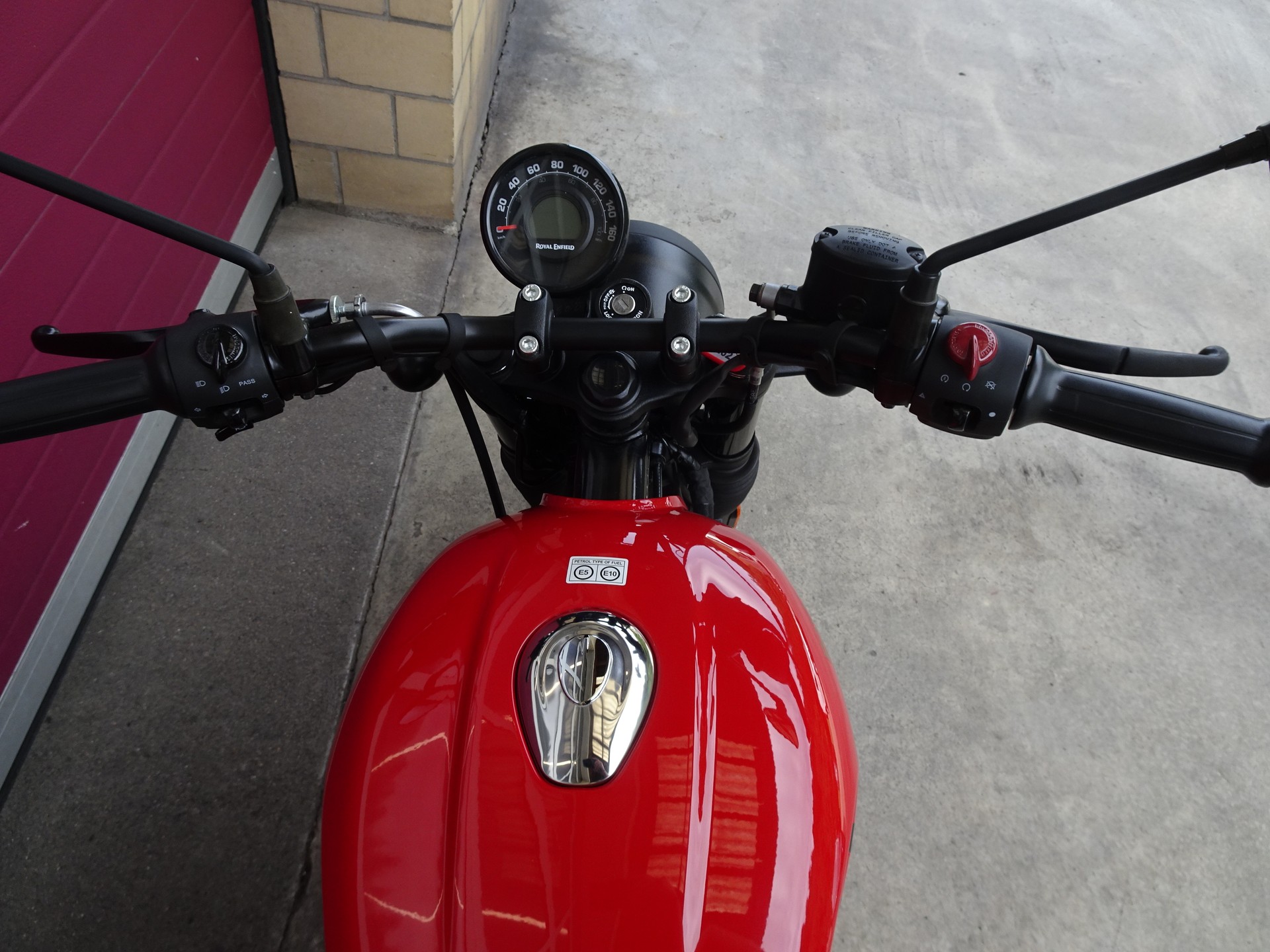 ROYAL ENFIELD Hntr 350 Rebel-image-5