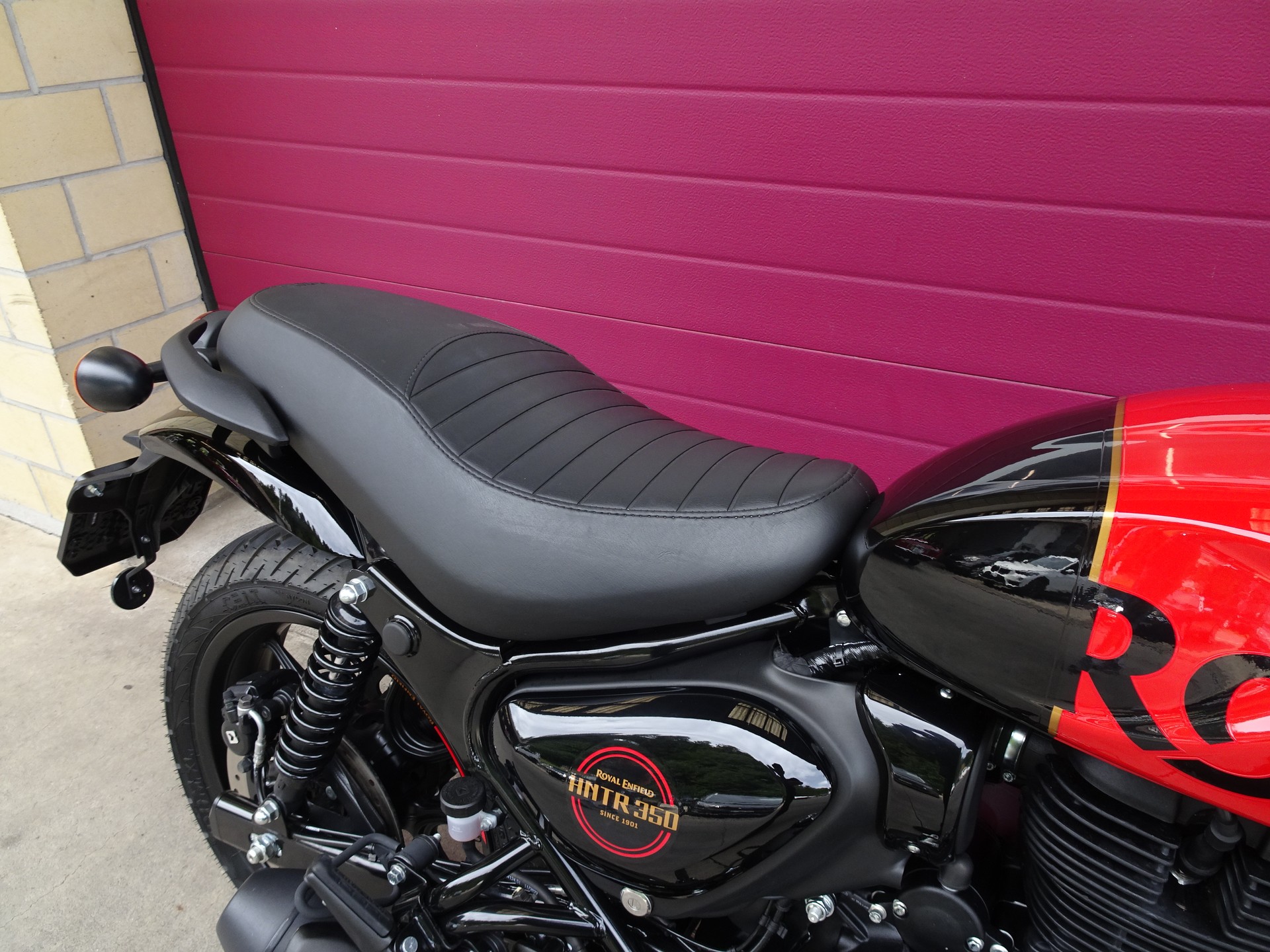 ROYAL ENFIELD Hntr 350 Rebel-image-6