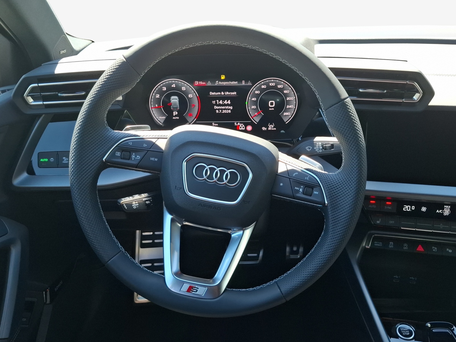 AUDI A3 Sportback TFSI 150 kW quattro S line S tronic-image-9