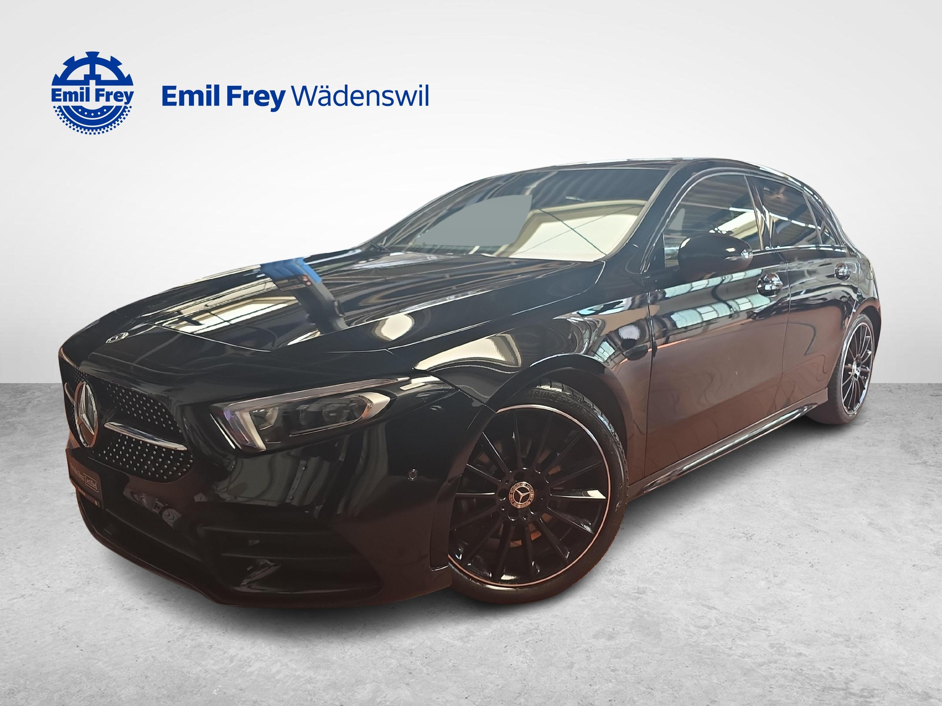 MERCEDES-BENZ A 200 AMG Line-image-0