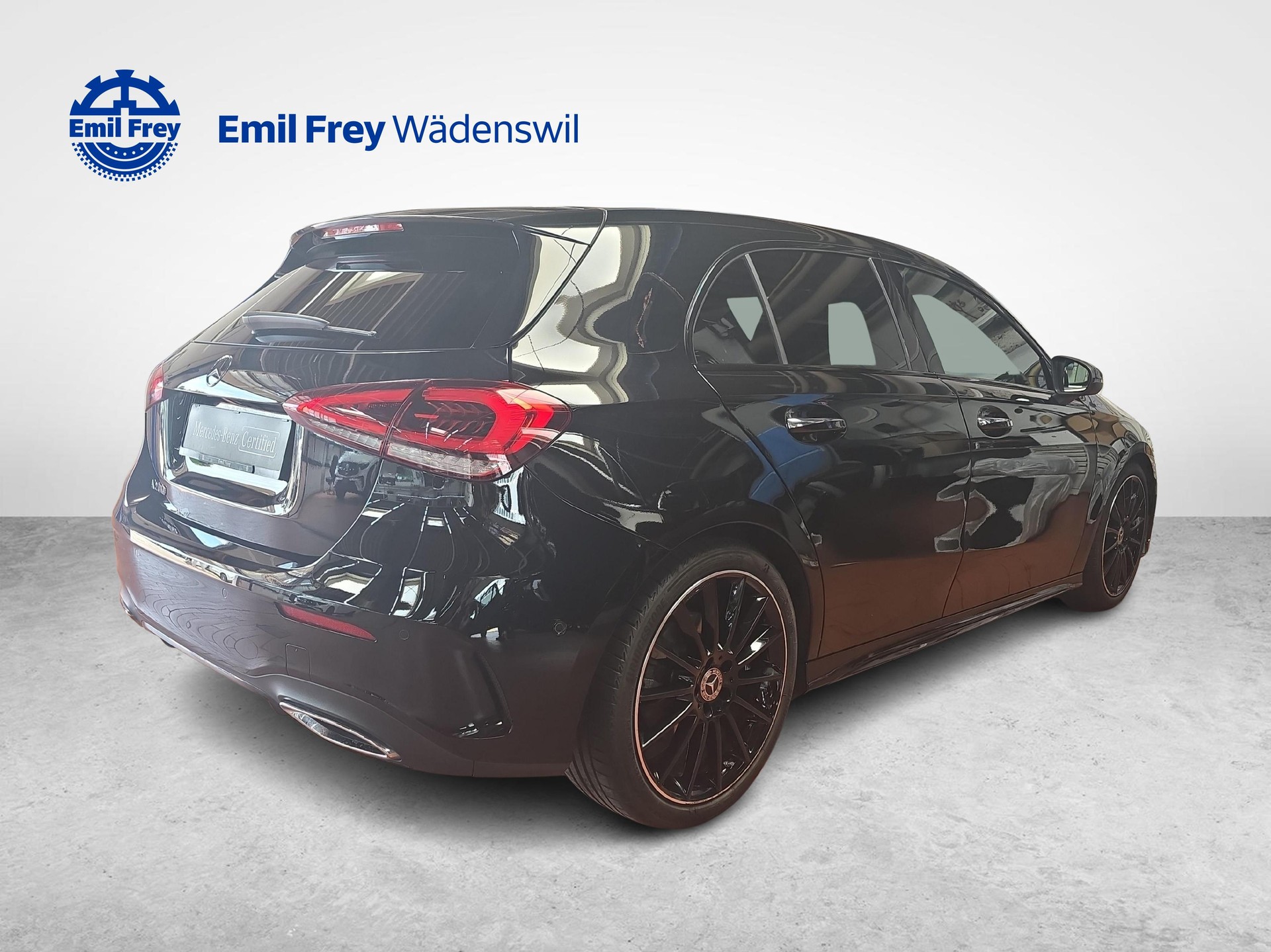 MERCEDES-BENZ A 200 AMG Line-image-3