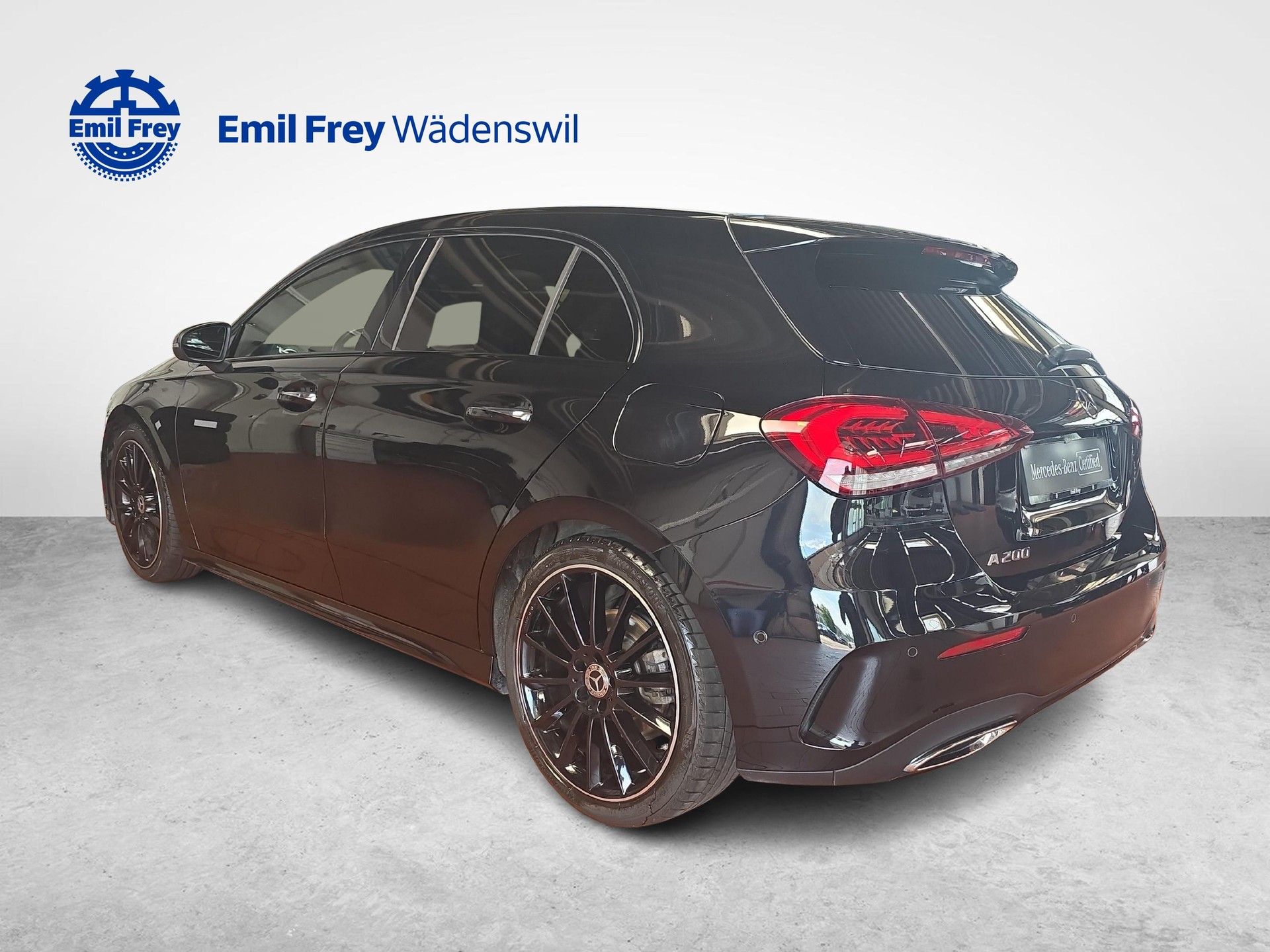 MERCEDES-BENZ A 200 AMG Line-image-2