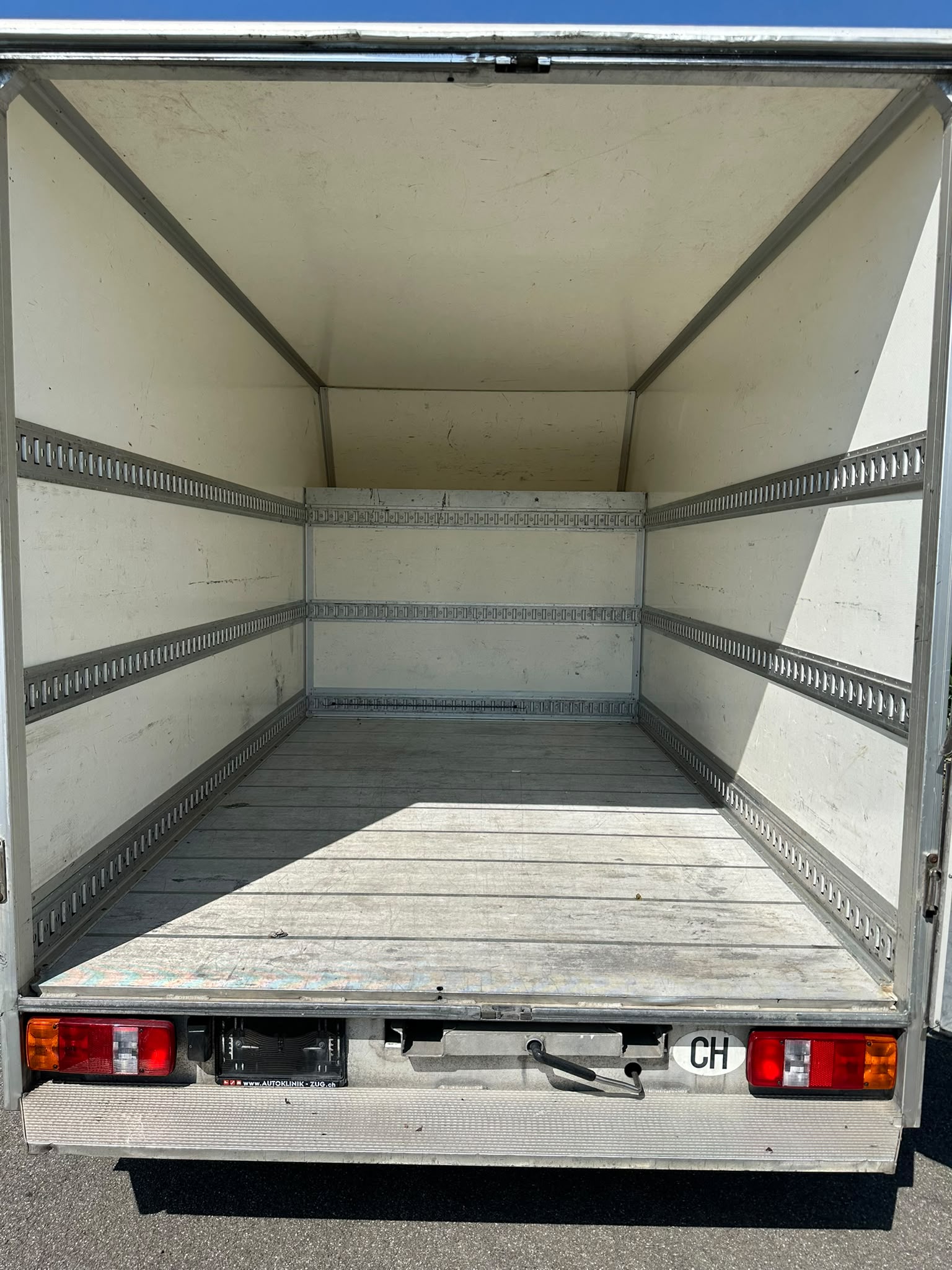 VW T5 2.0 TDI Baldinger Kasten-image-11