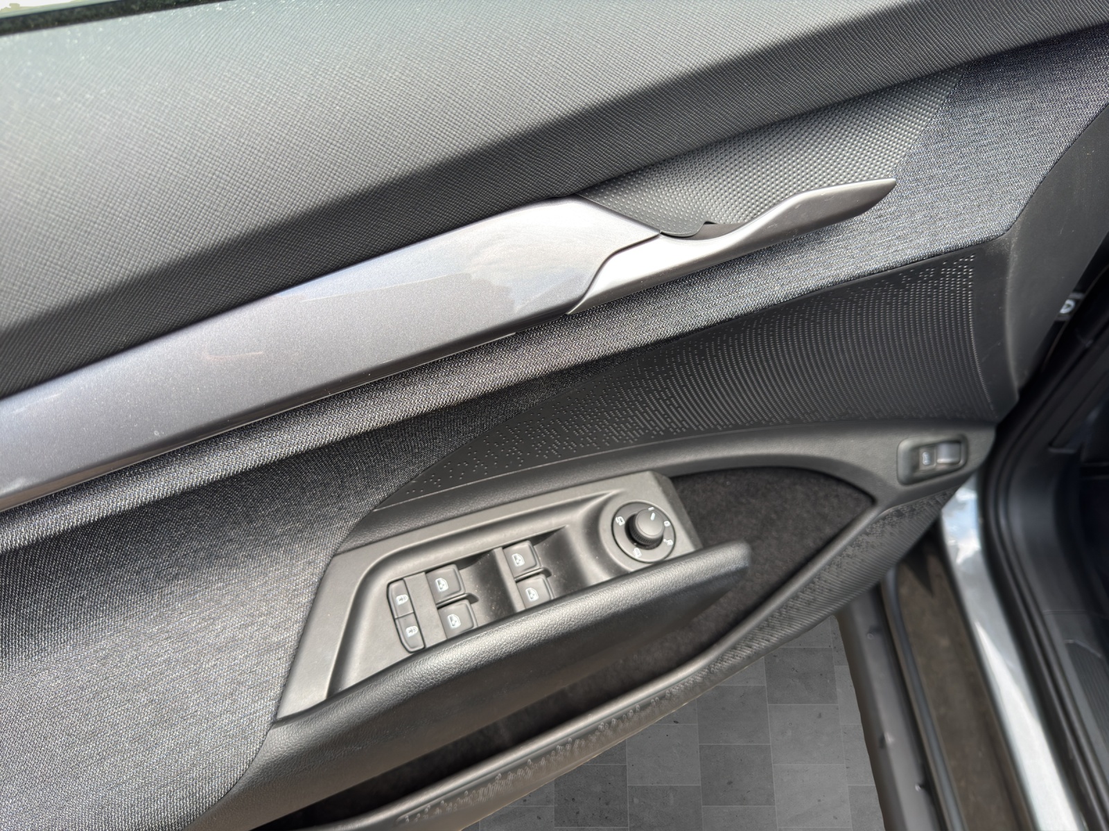 SKODA Elroq 85-image-16