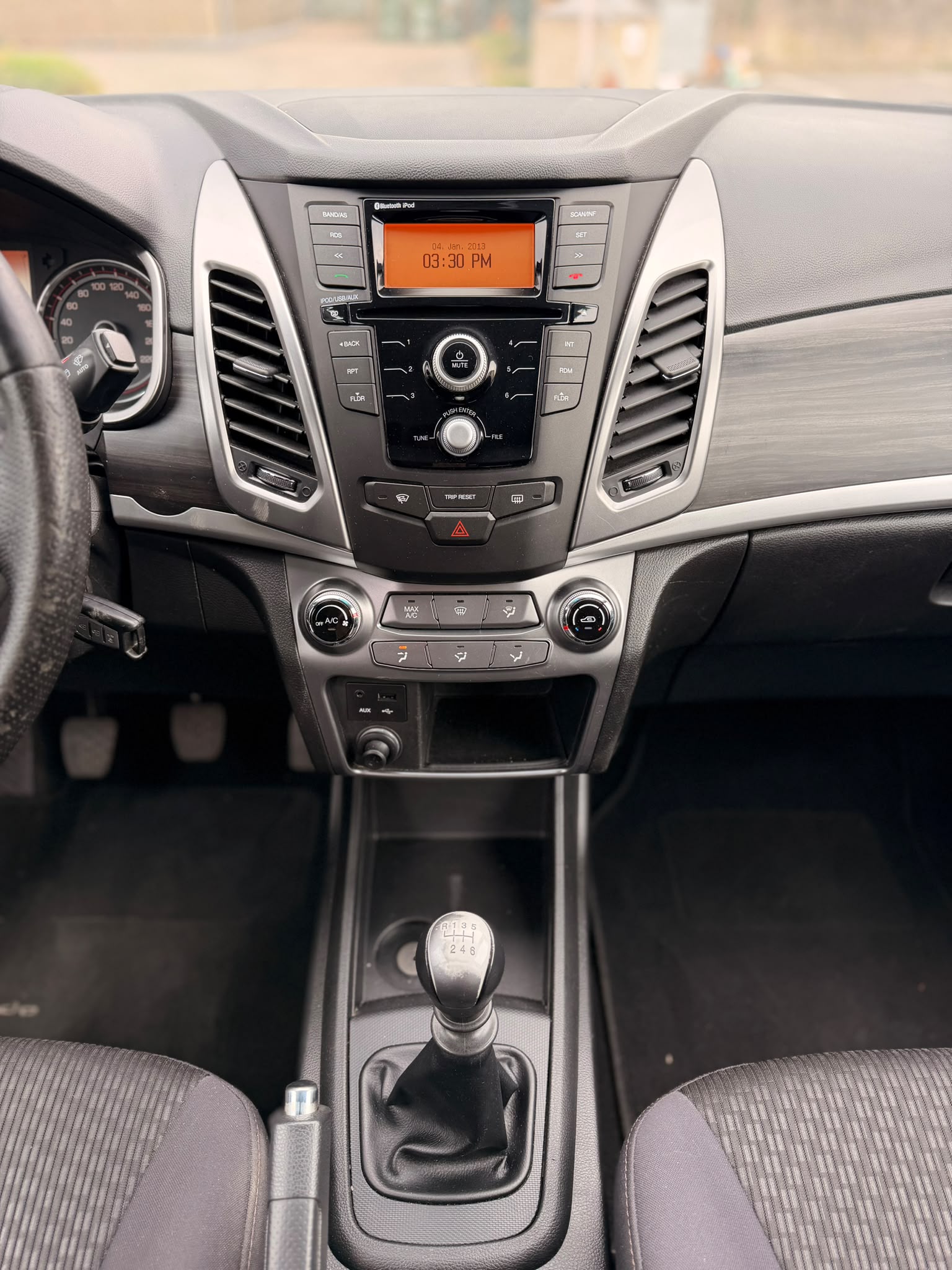 KGM-SsangYong Korando 2.0 e-XDI 4WD-image-6