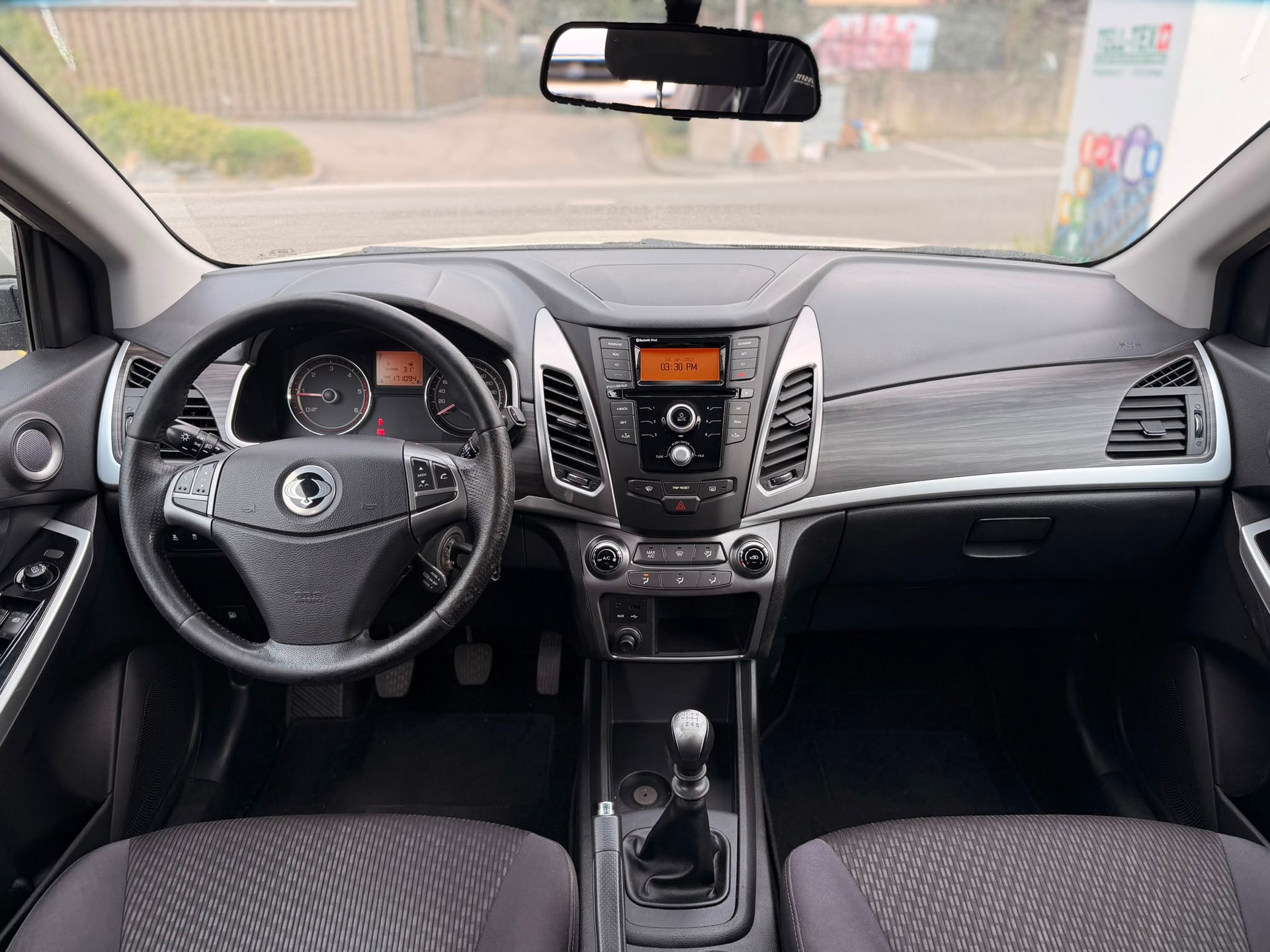 KGM-SsangYong Korando 2.0 e-XDI 4WD-image-8