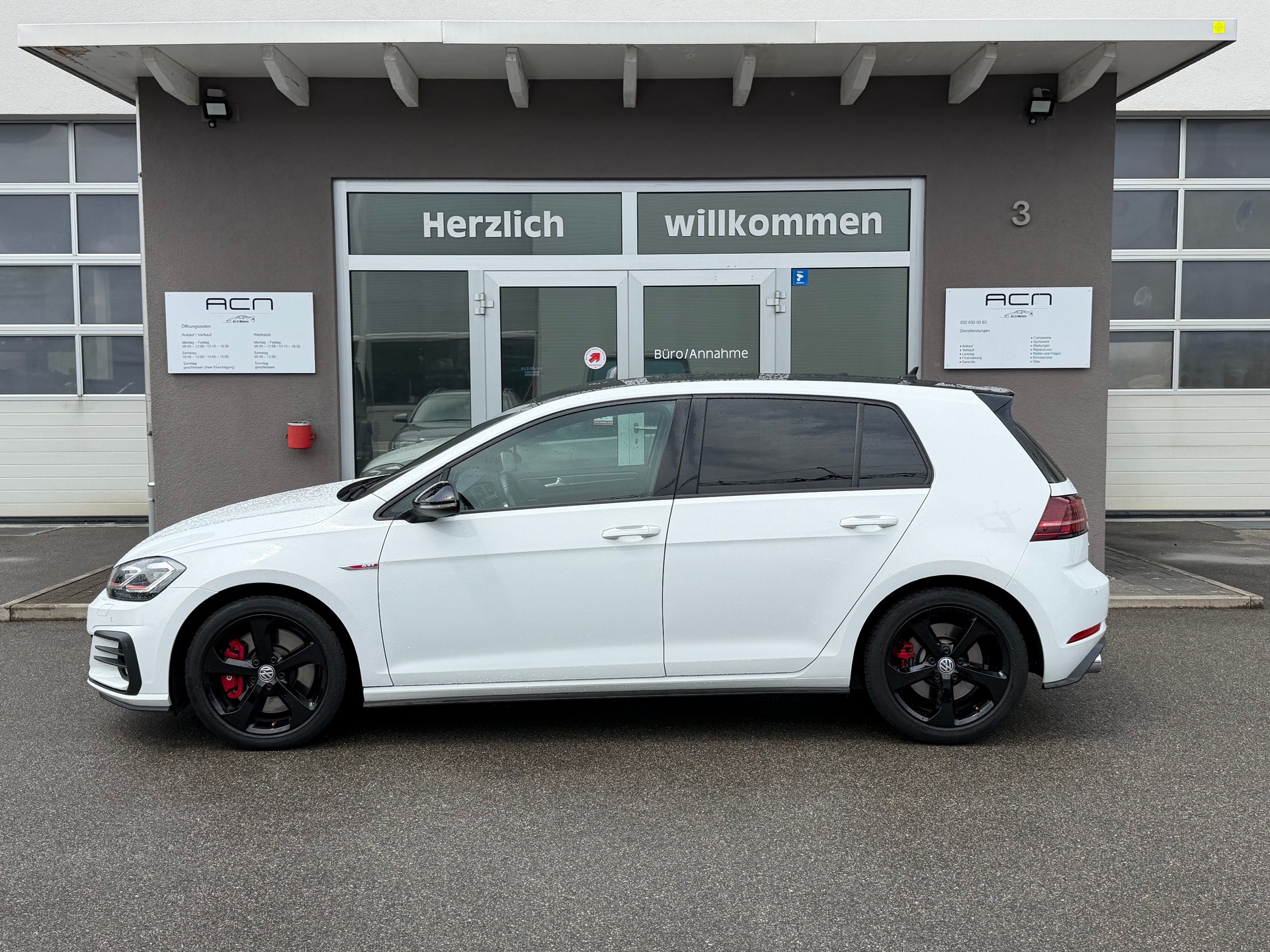 VW Golf 2.0 TSI GTI Performance DSG-image-3
