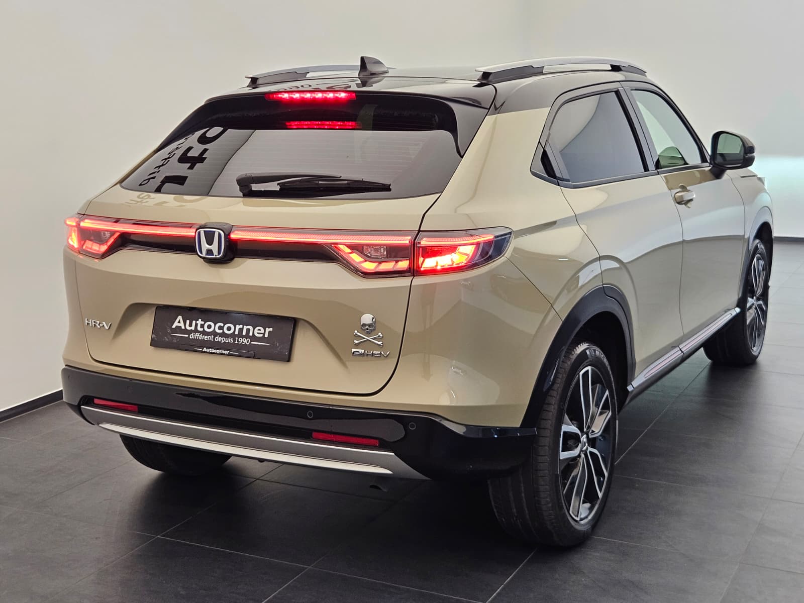 HONDA HR-V 1.5i-MMD Advance Style CVT-image-6