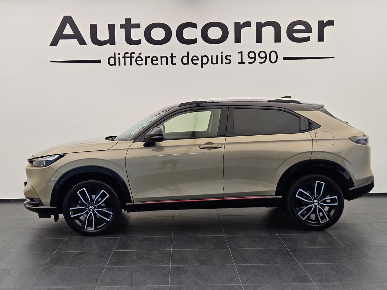 HONDA HR-V 1.5i-MMD Advance Style CVT-image-1