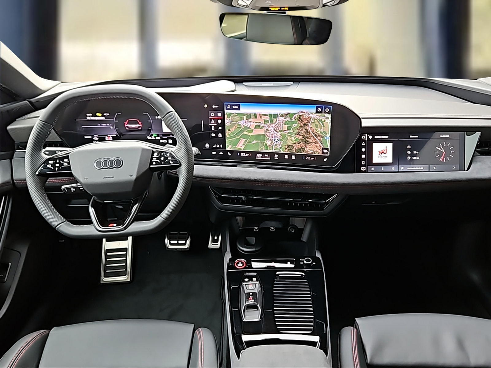 AUDI S6 Avant e-tron quattro Mythosschwarz Metallic-image-6