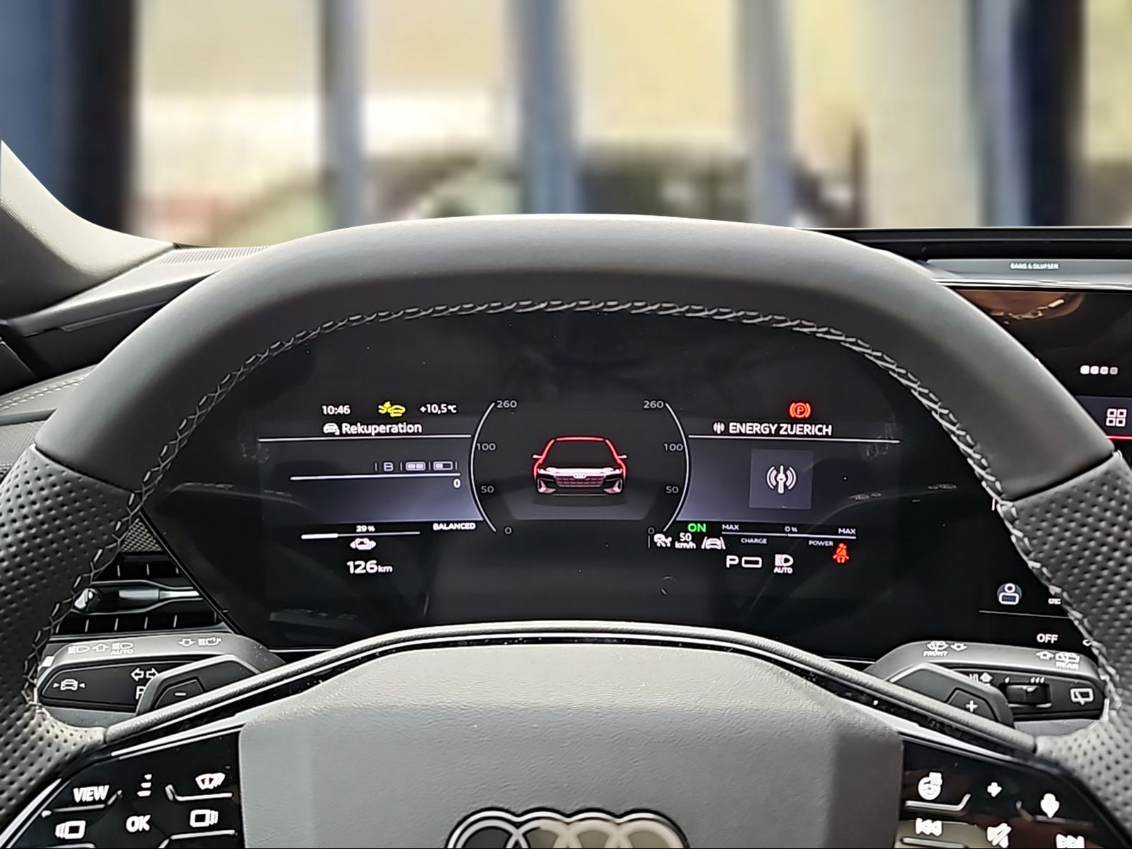 AUDI S6 Avant e-tron quattro Mythosschwarz Metallic-image-10