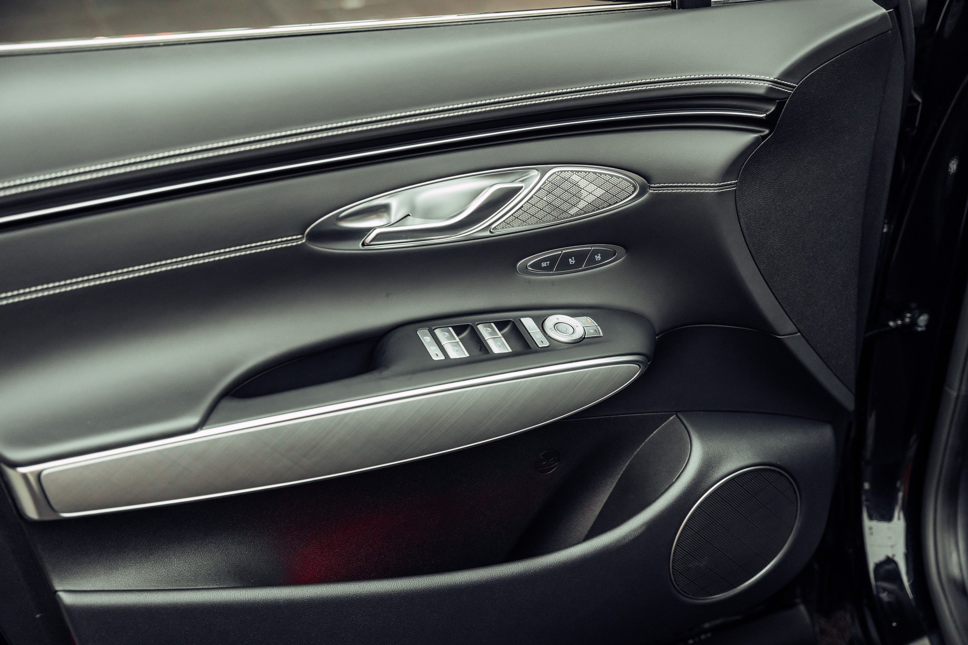 GENESIS GV70 Electrified Sport kWh 77,4 AWD-image-11