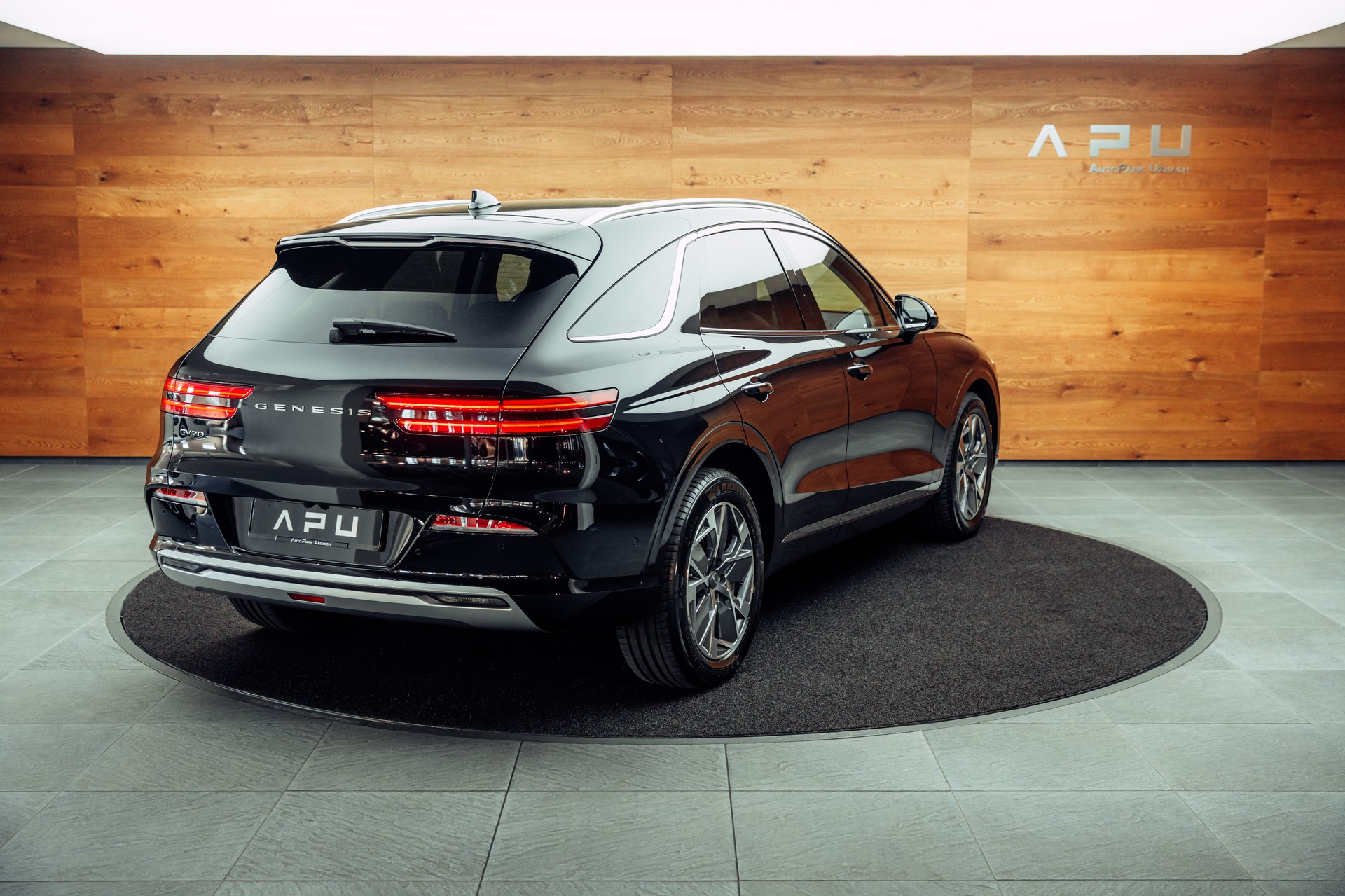 GENESIS GV70 Electrified Sport kWh 77,4 AWD-image-1