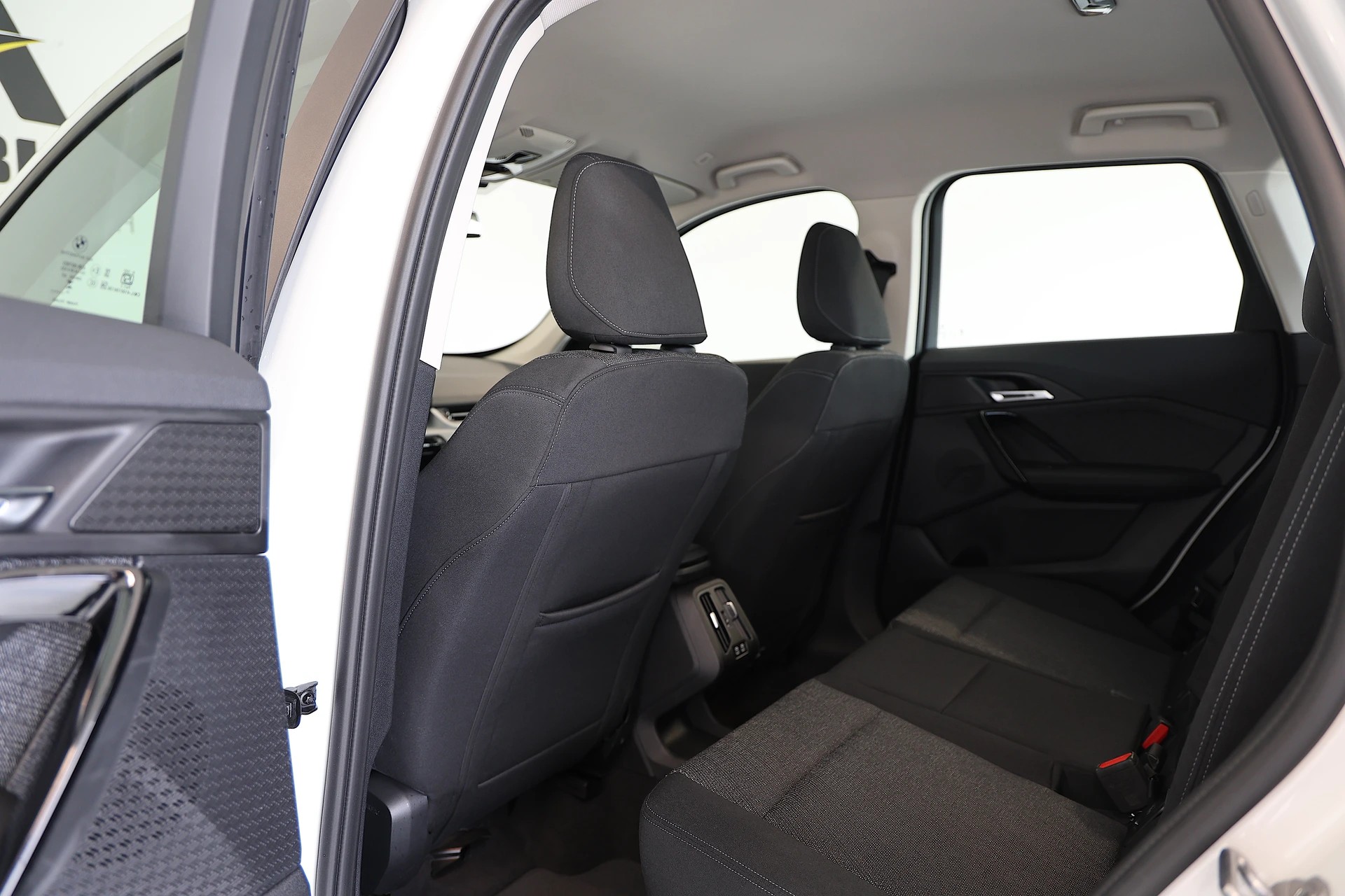 BMW X1 20d xDrive-image-15