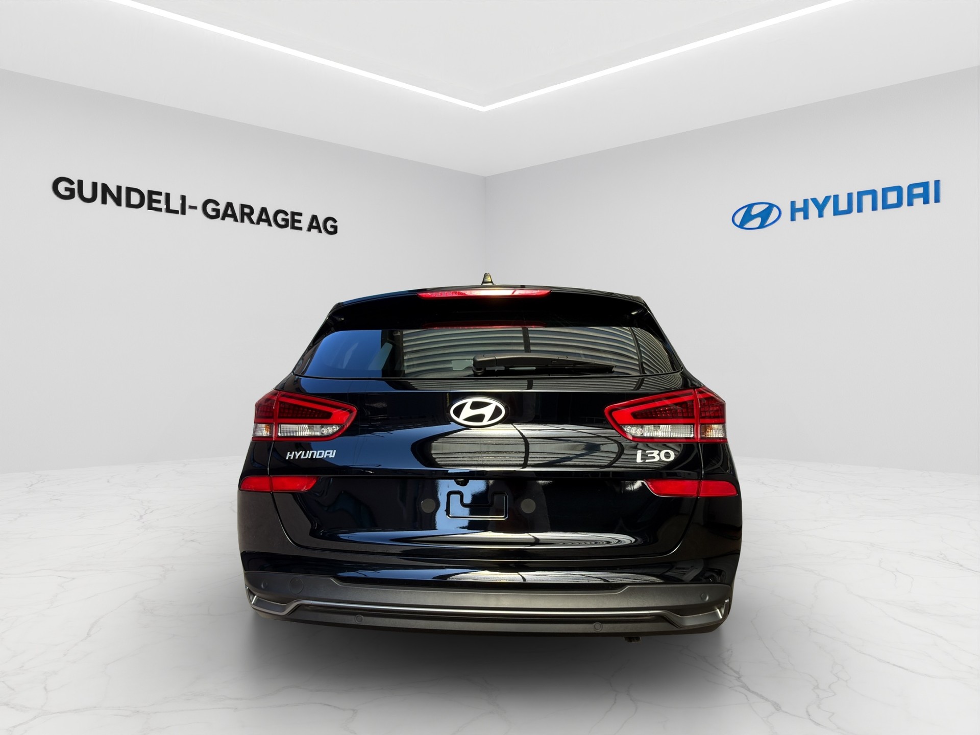 HYUNDAI i30 Wagon 1.5 T-GDi Amplia 48V MH DCT-image-4
