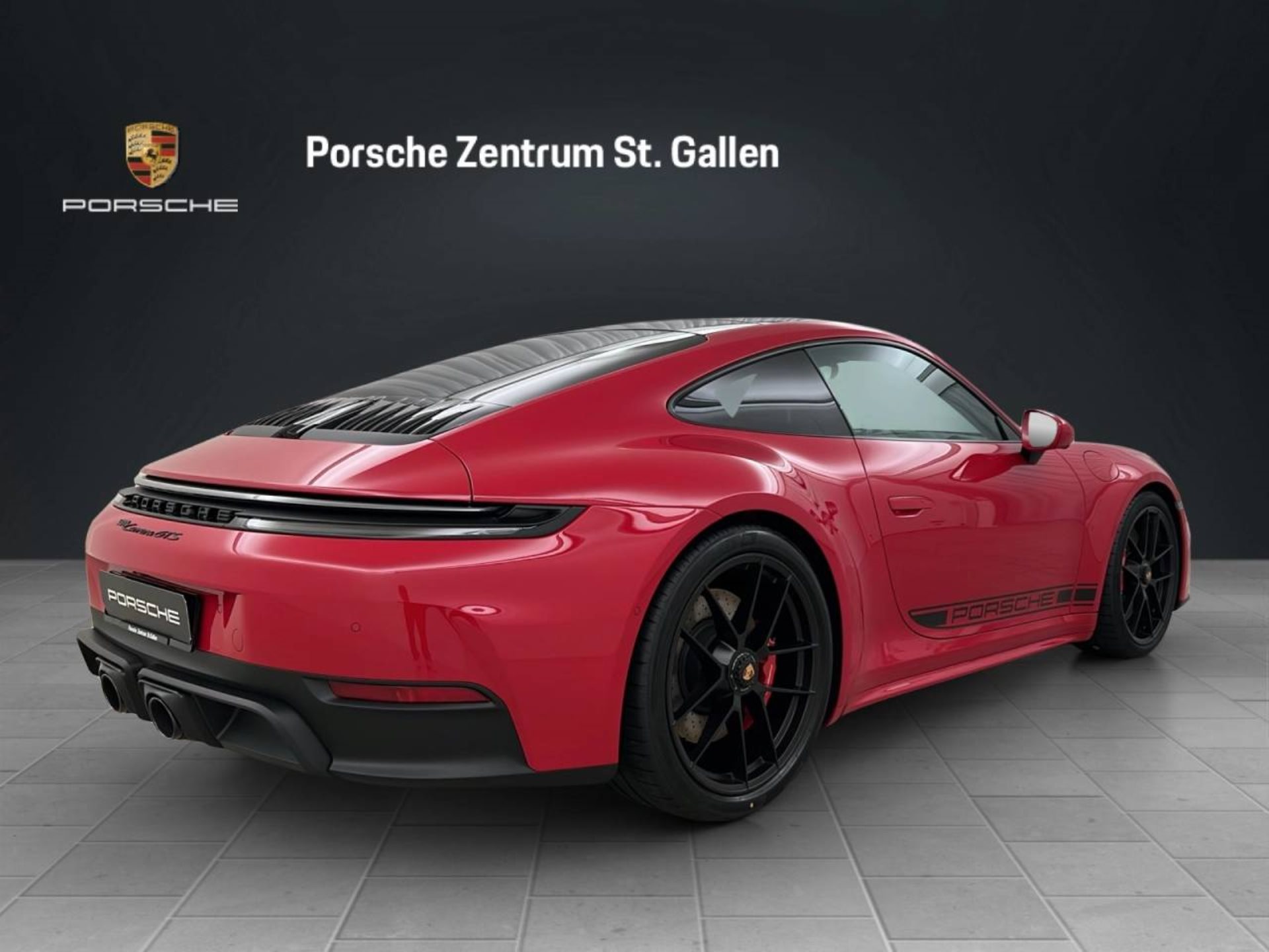 PORSCHE 911 Carrera GTS-image-2