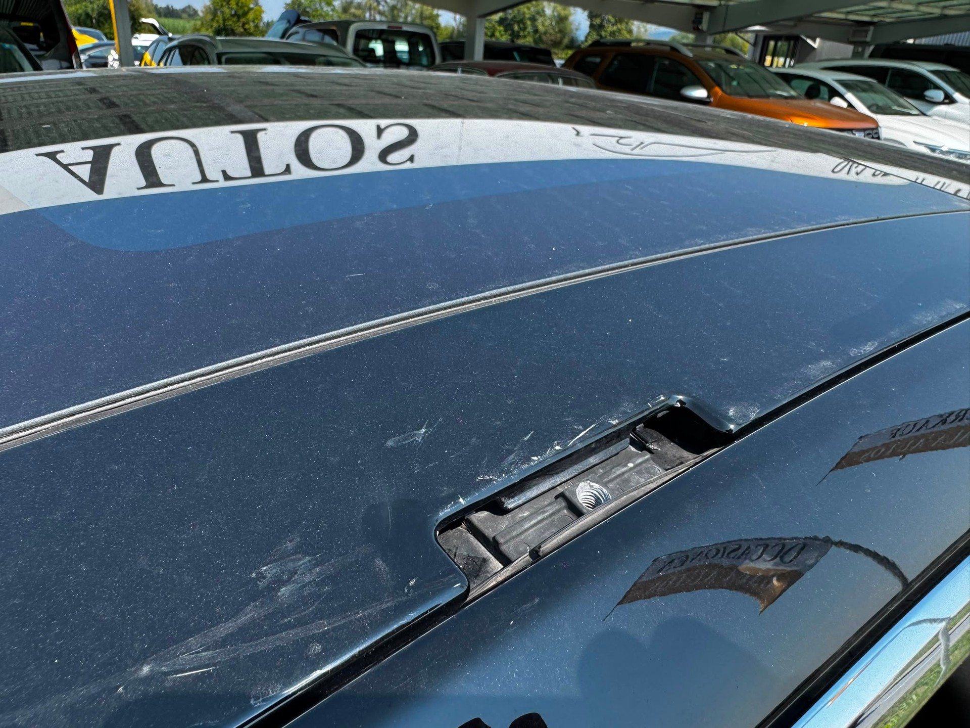 TESLA Model S 85 D Performance-image-11