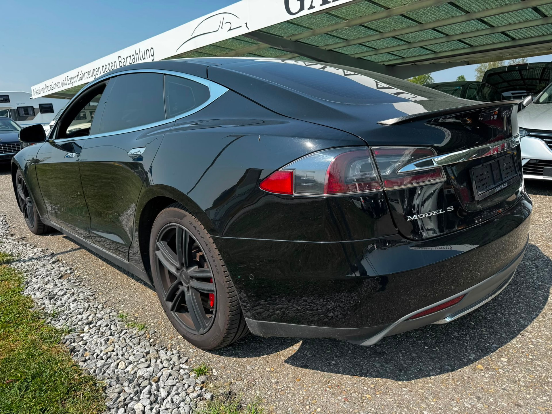 TESLA Model S 85 D Performance-image-5