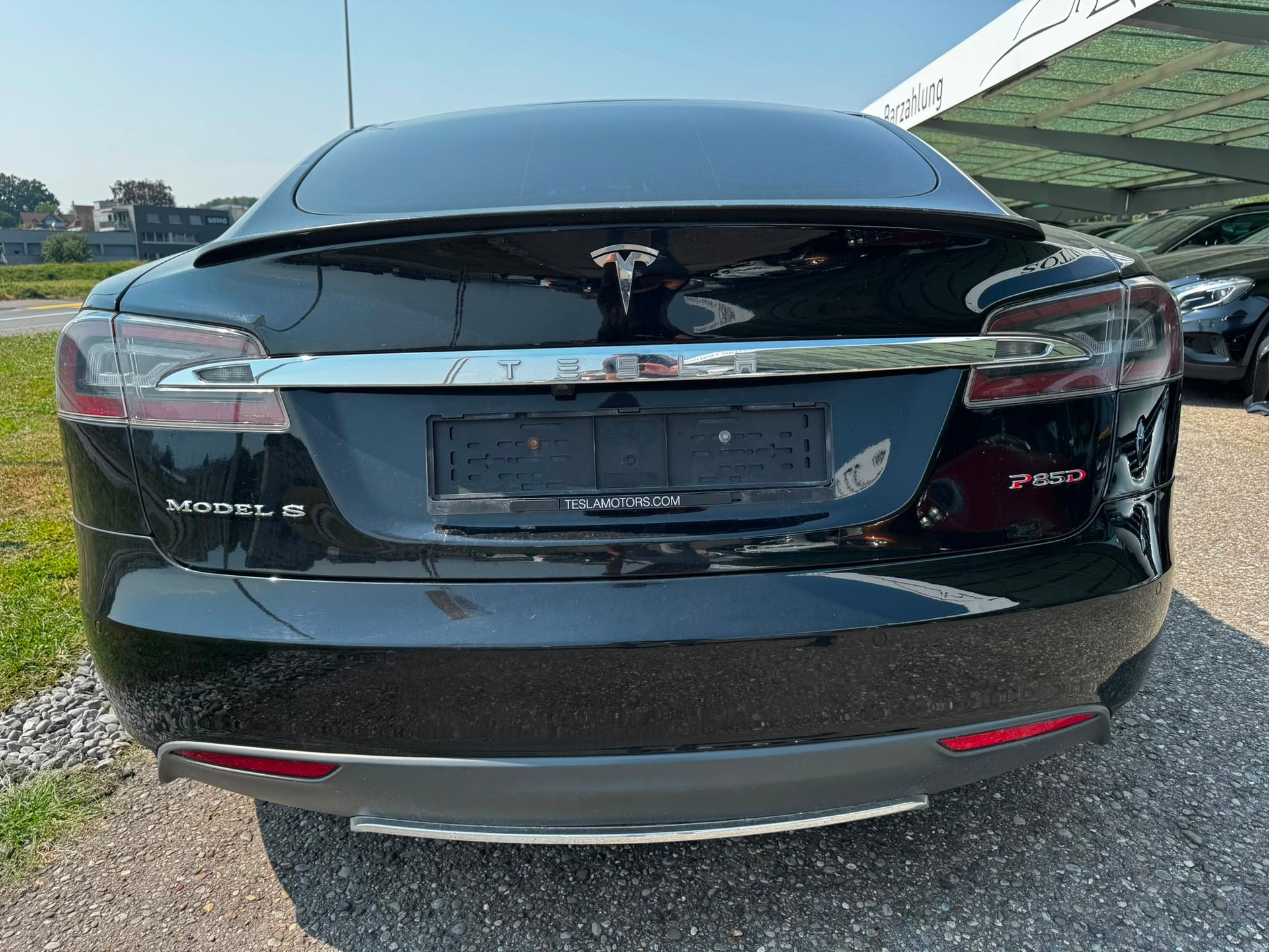 TESLA Model S 85 D Performance-image-4