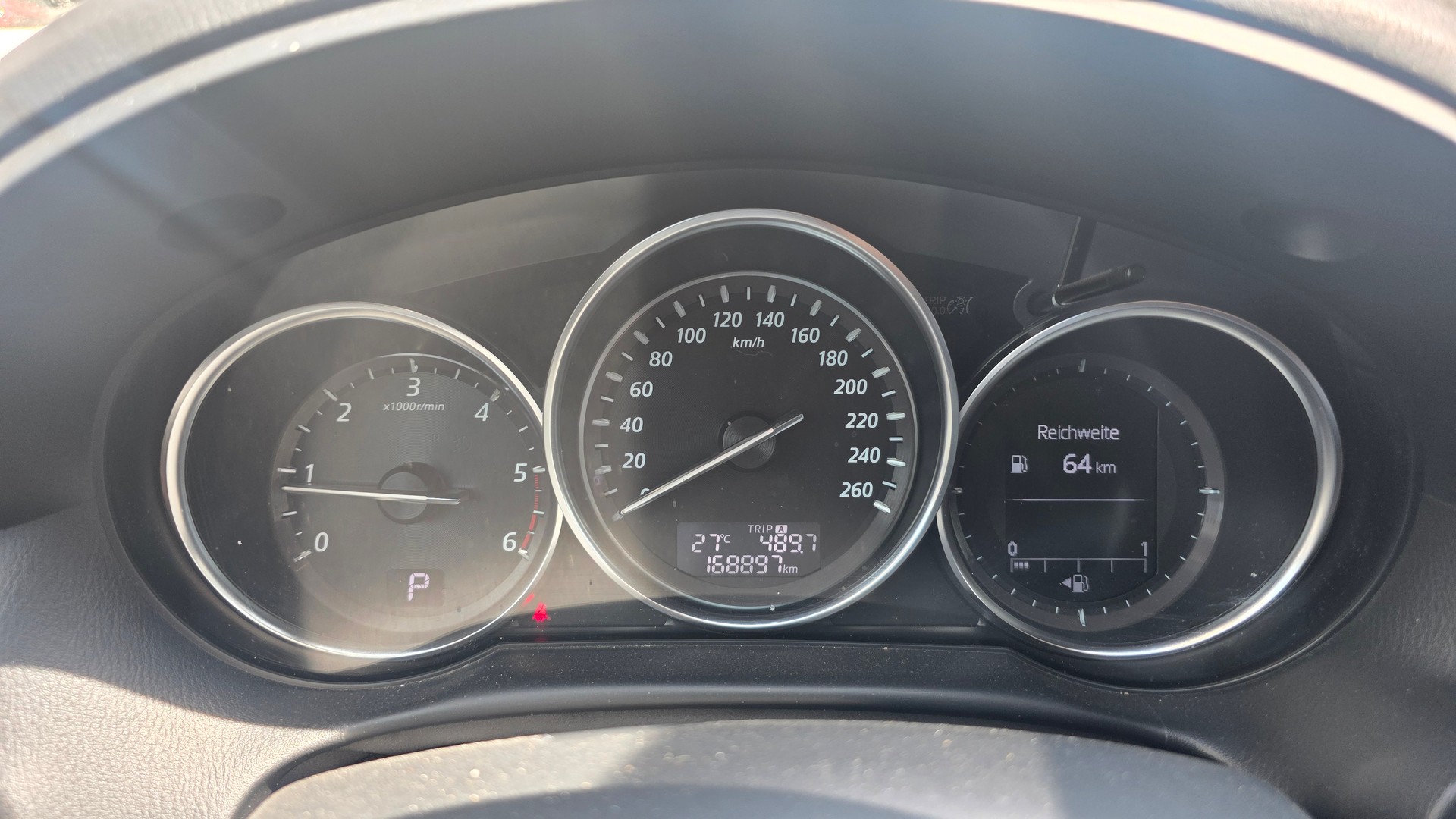 MAZDA CX-5 2.2 D HP Revolution AWD Automatic-image-11