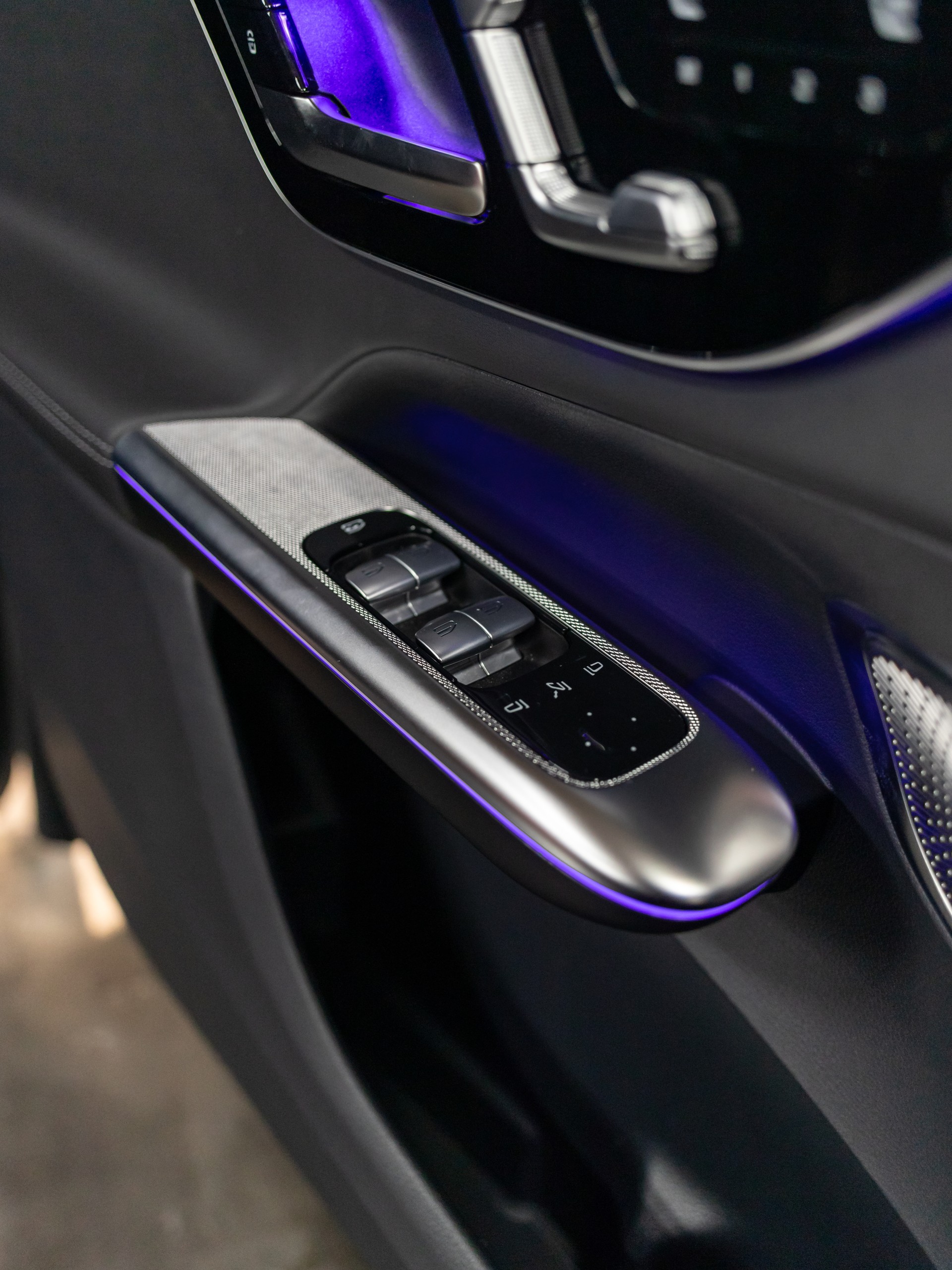 MERCEDES-BENZ GLC 63 AMG S E Performance-image-9