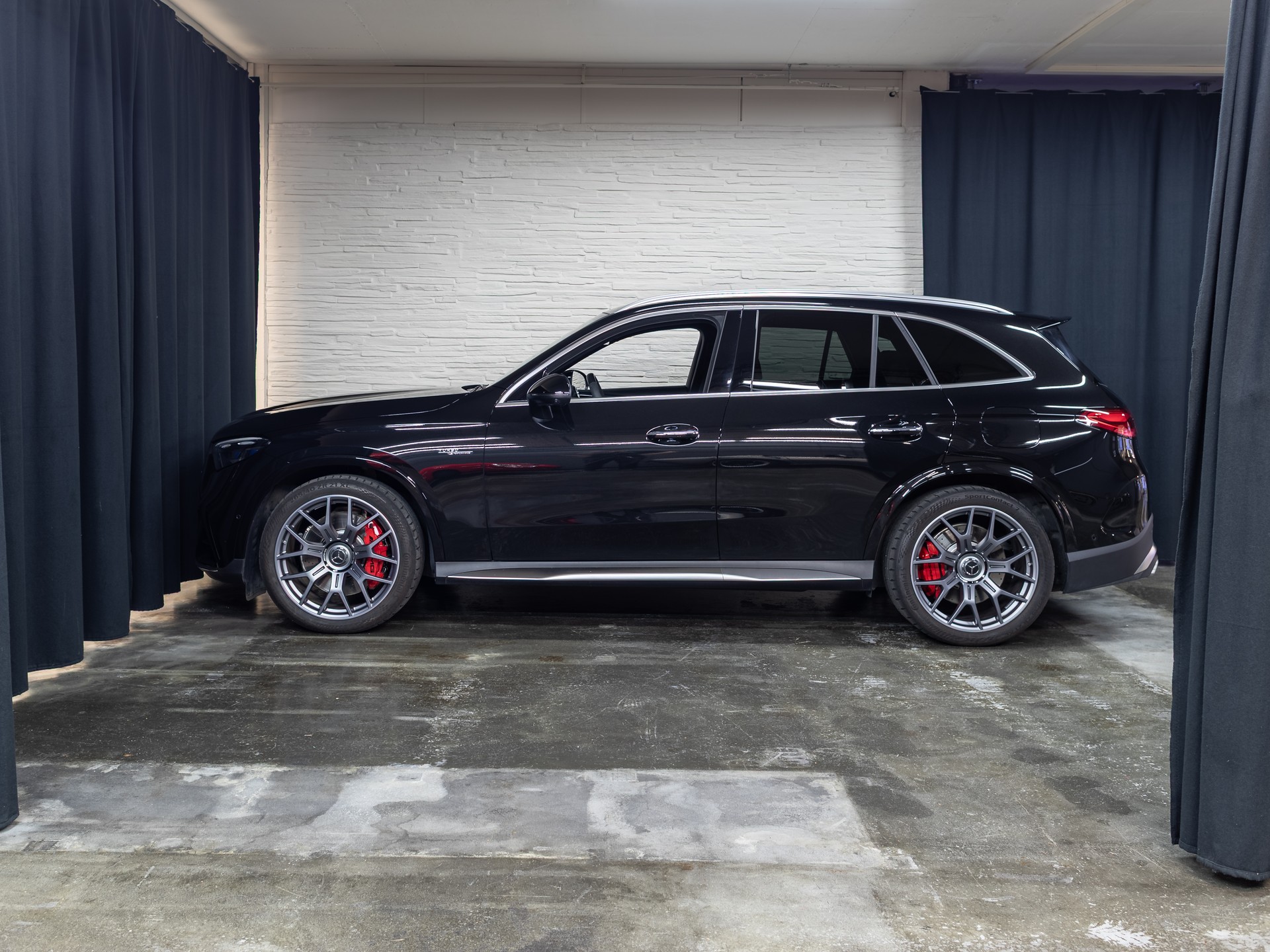 MERCEDES-BENZ GLC 63 AMG S E Performance-image-1
