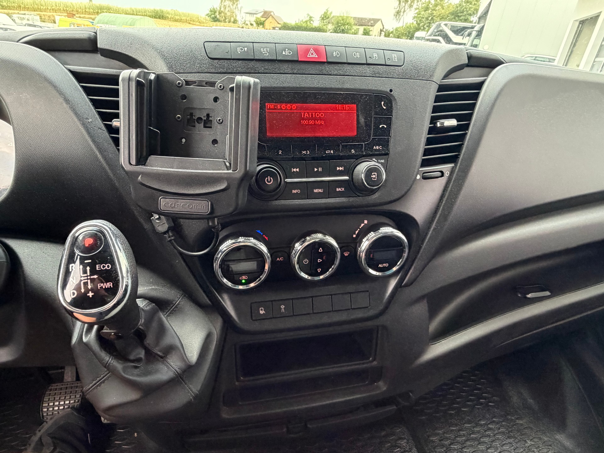 IVECO 35 S 18 A8-image-9