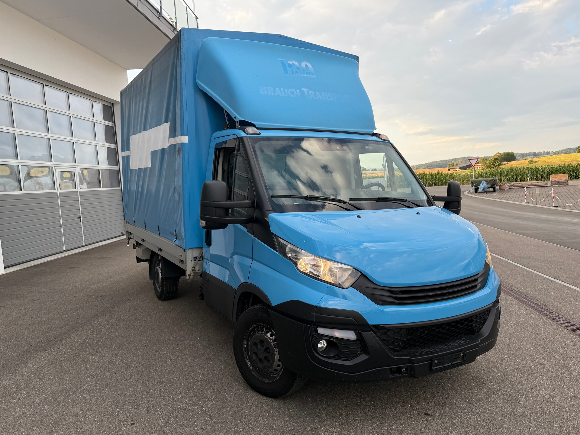 IVECO 35 S 18 A8-image-1