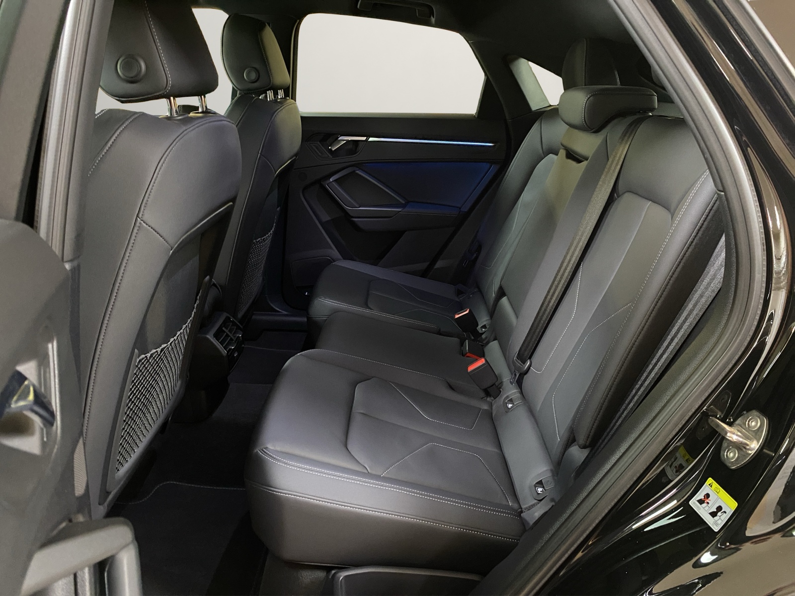AUDI Q3 Sportback 45 TFSI S line quattro S-tronic-image-12