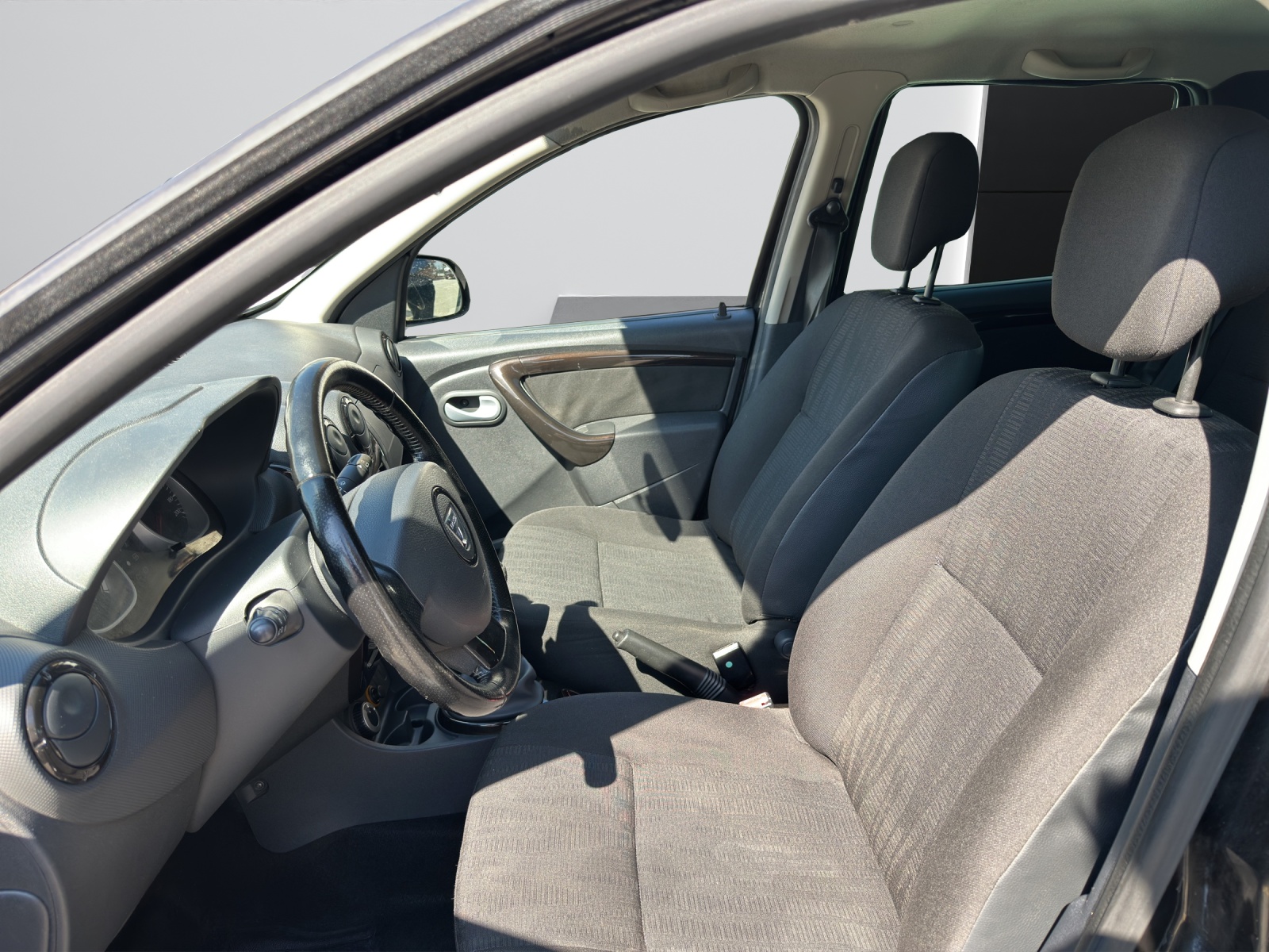 Image DACIA DUSTER Duster 1.6 Lauréate 4x4
