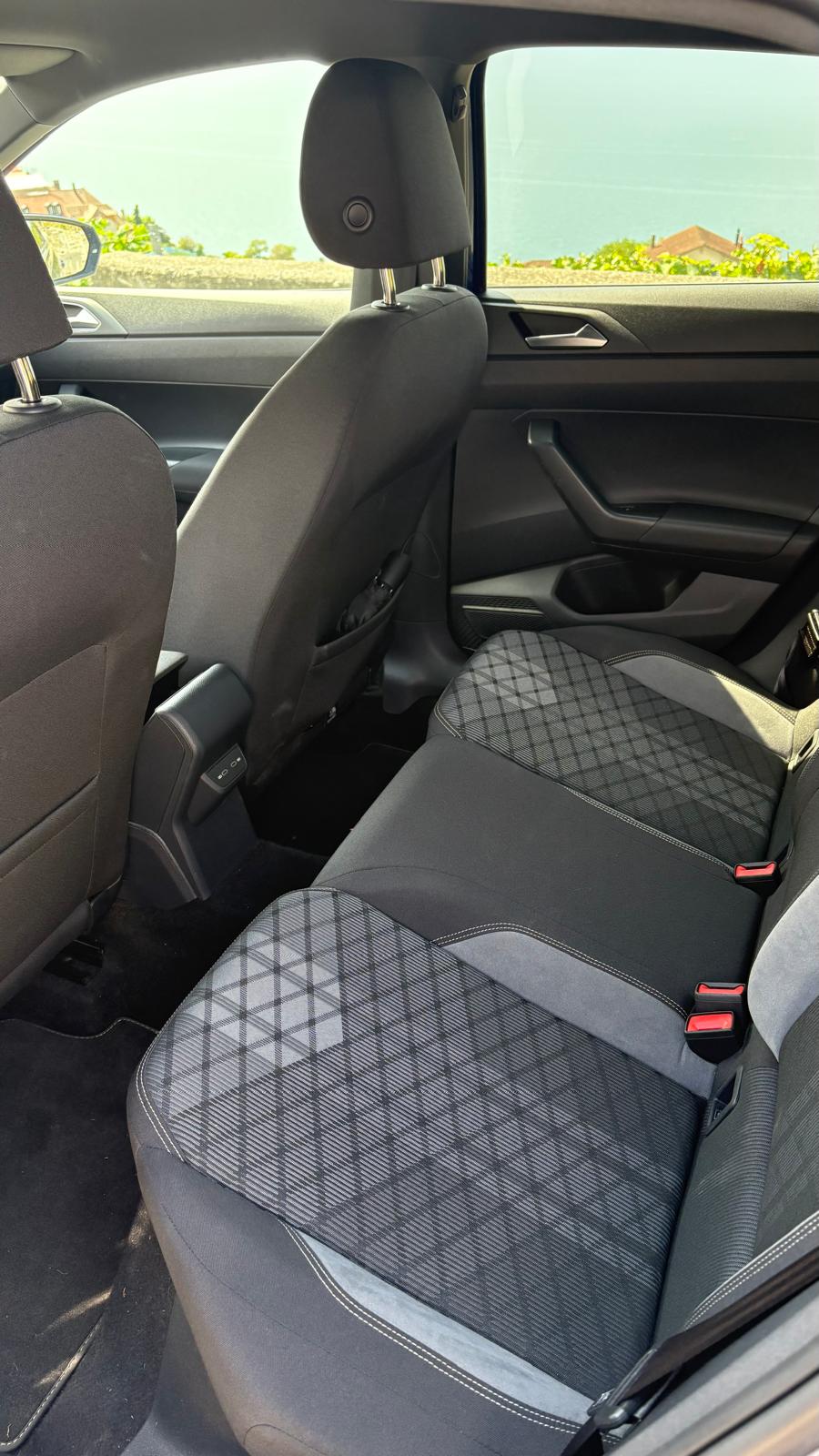 VW 1.0 TSI R-Line DSG-image-3