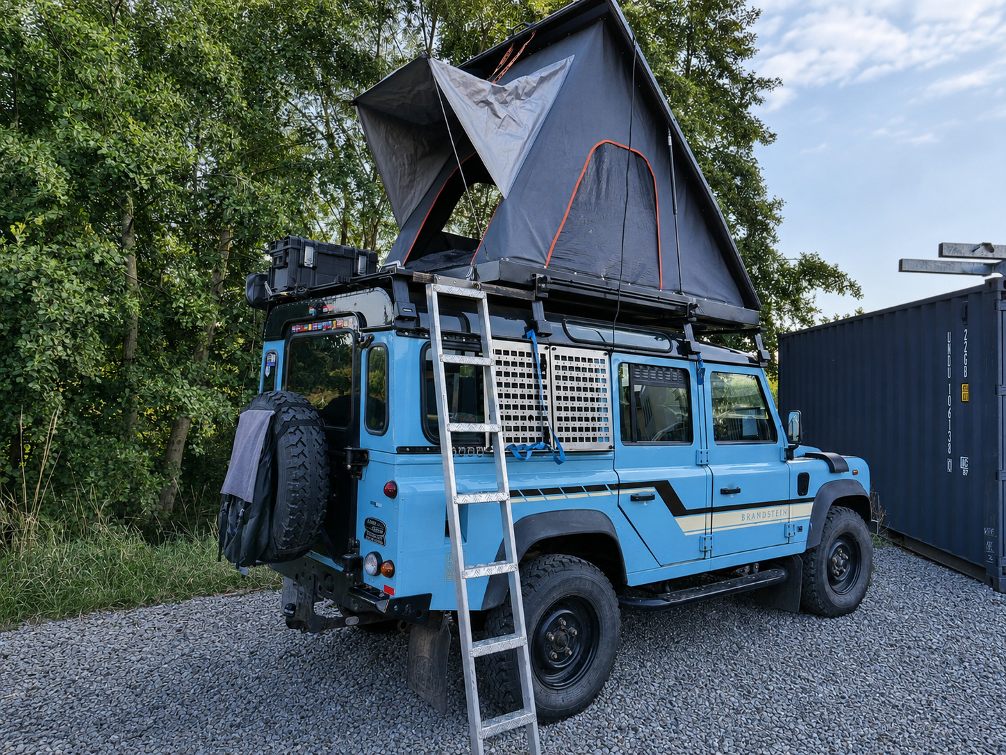 LAND ROVER DEFENDER-image-13